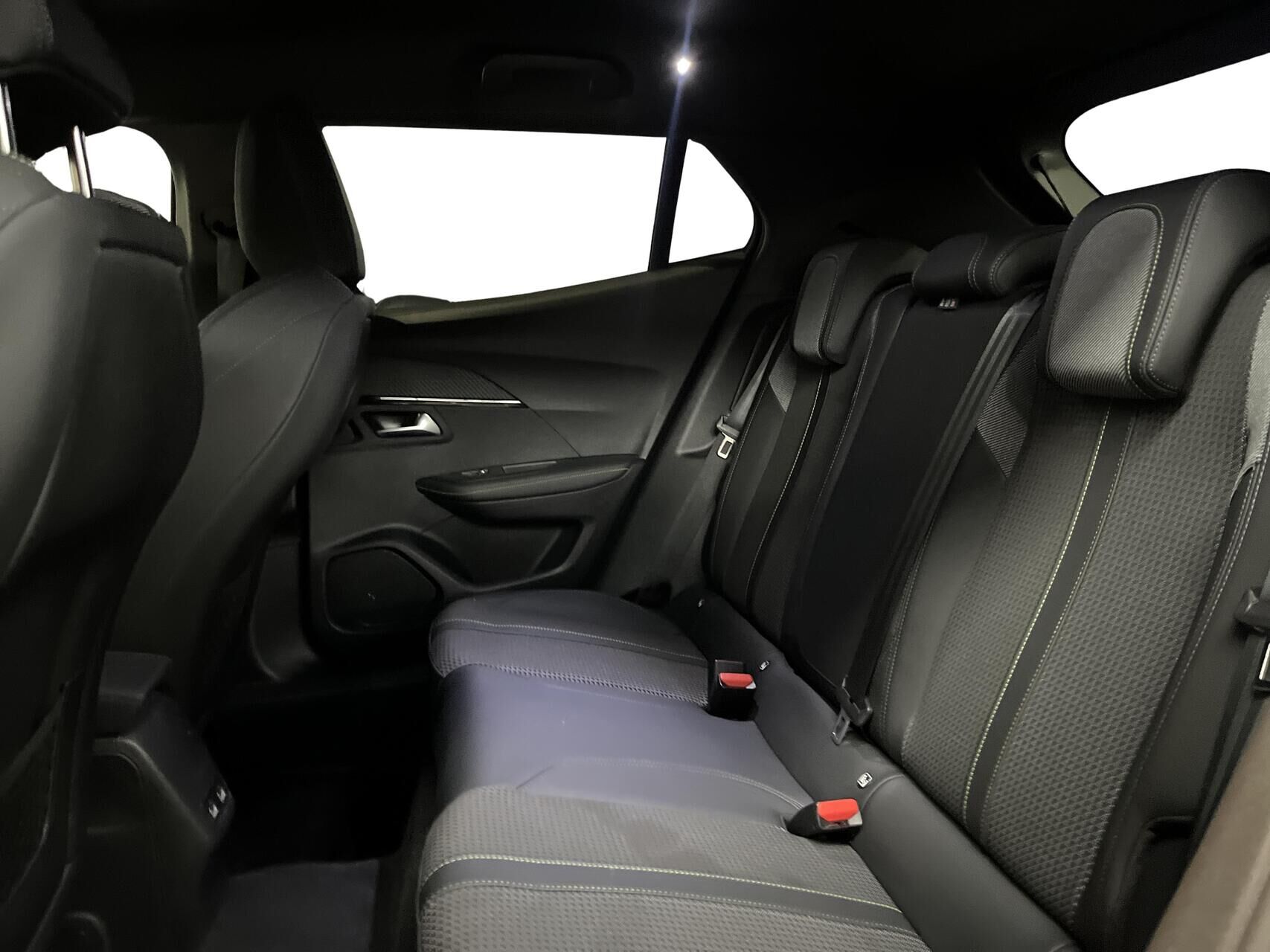 Billede af Peugeot e-2008 EL GT 136HK 5d Aut.