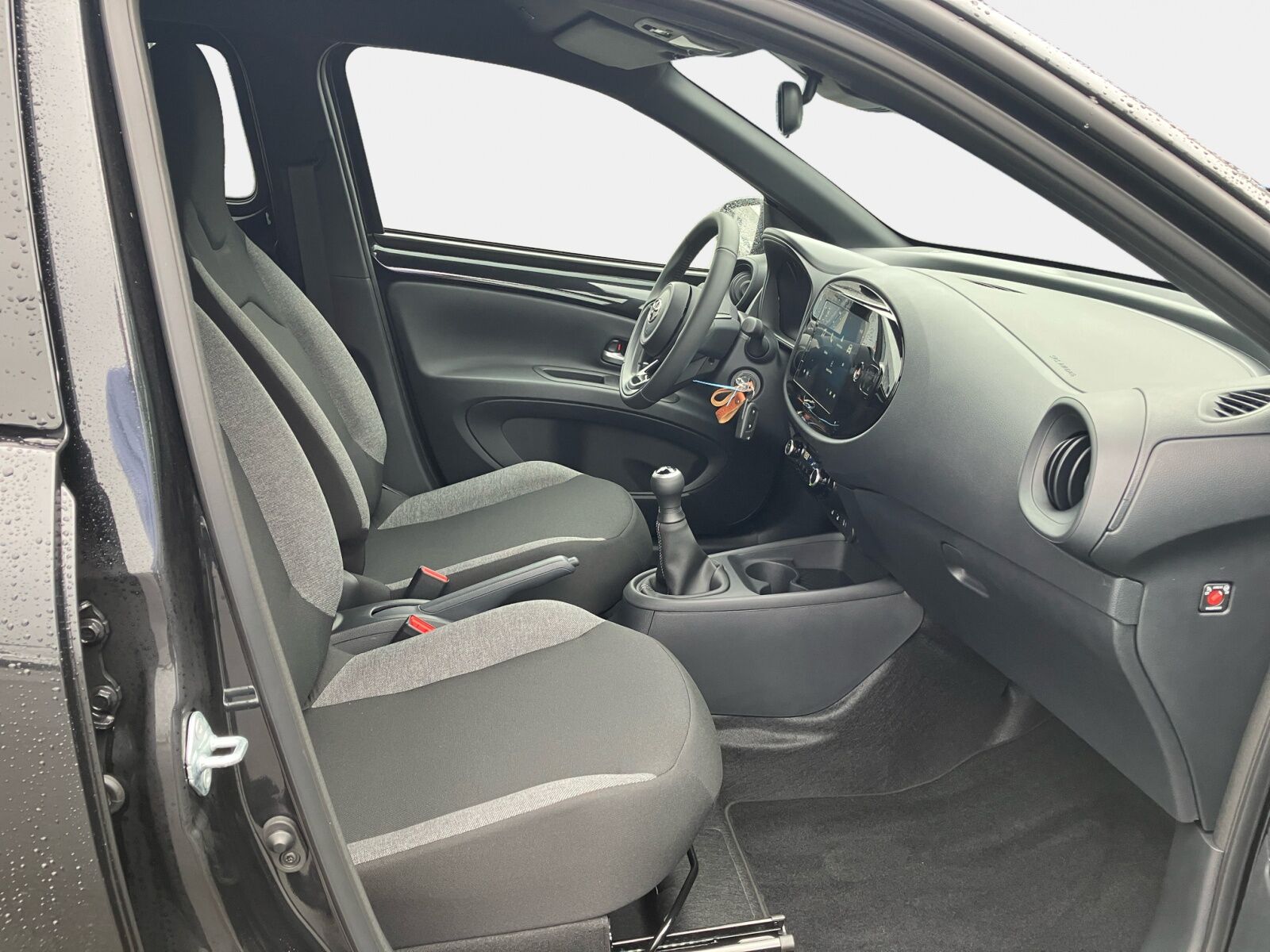 Billede af Toyota Aygo X 1,0 VVT-I Active 72HK 5d