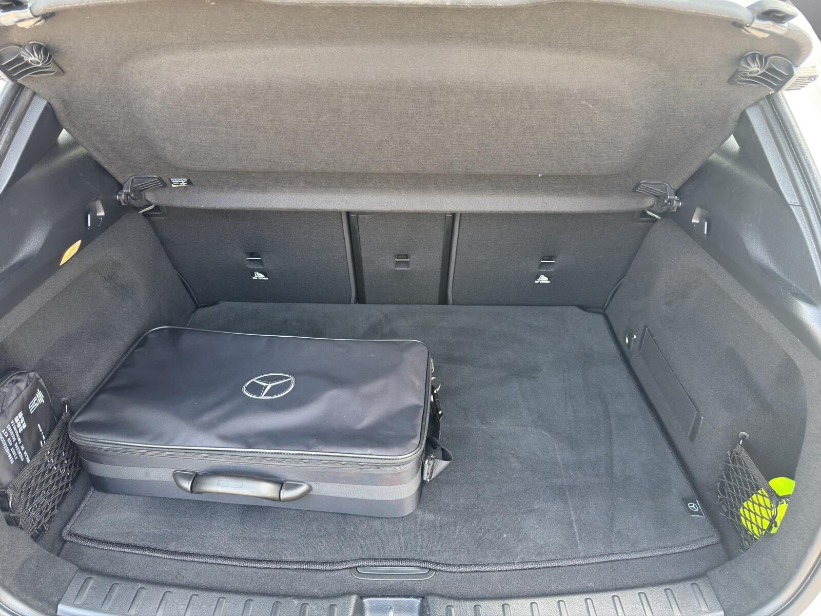 Billede af Mercedes-Benz EQA 350 EL AMG Edition 4Matic 292HK 5d Aut.