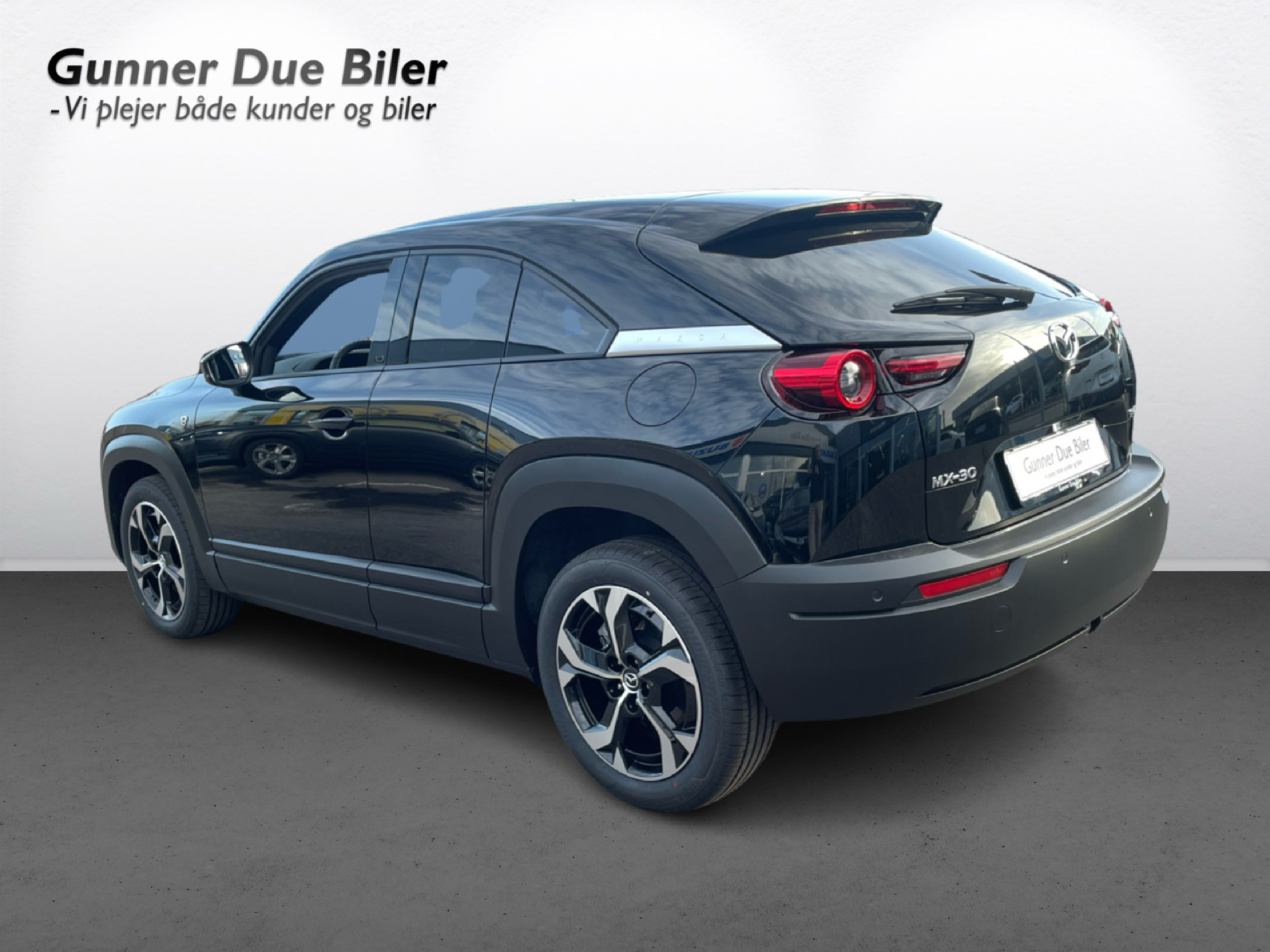 Billede af Mazda MX-30 0,8 e-Skyactiv R-EV  Plugin-hybrid Makoto 170HK 5d Trinl. Gear