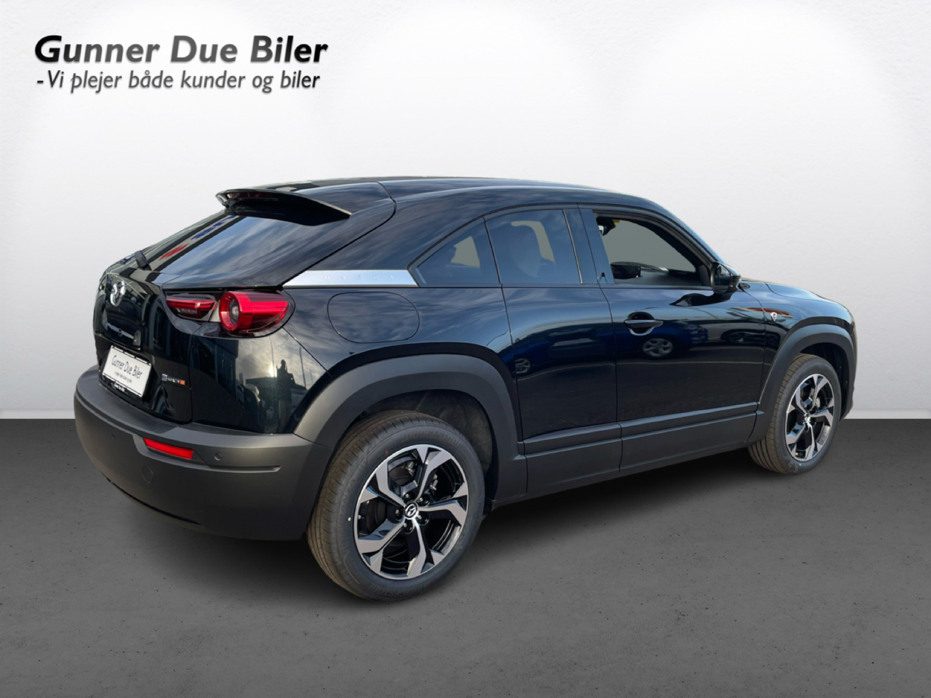 Billede af Mazda MX-30 0,8 e-Skyactiv R-EV  Plugin-hybrid Makoto 170HK 5d Trinl. Gear