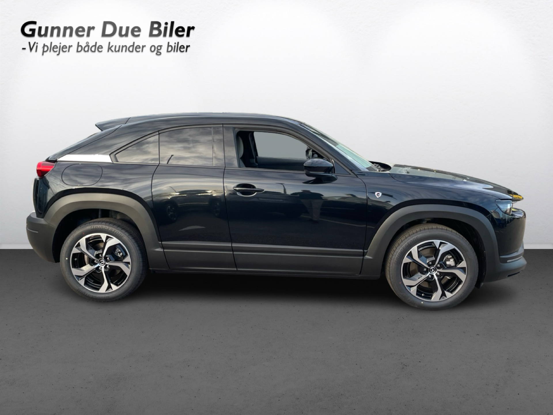 Billede af Mazda MX-30 0,8 e-Skyactiv R-EV  Plugin-hybrid Makoto 170HK 5d Trinl. Gear