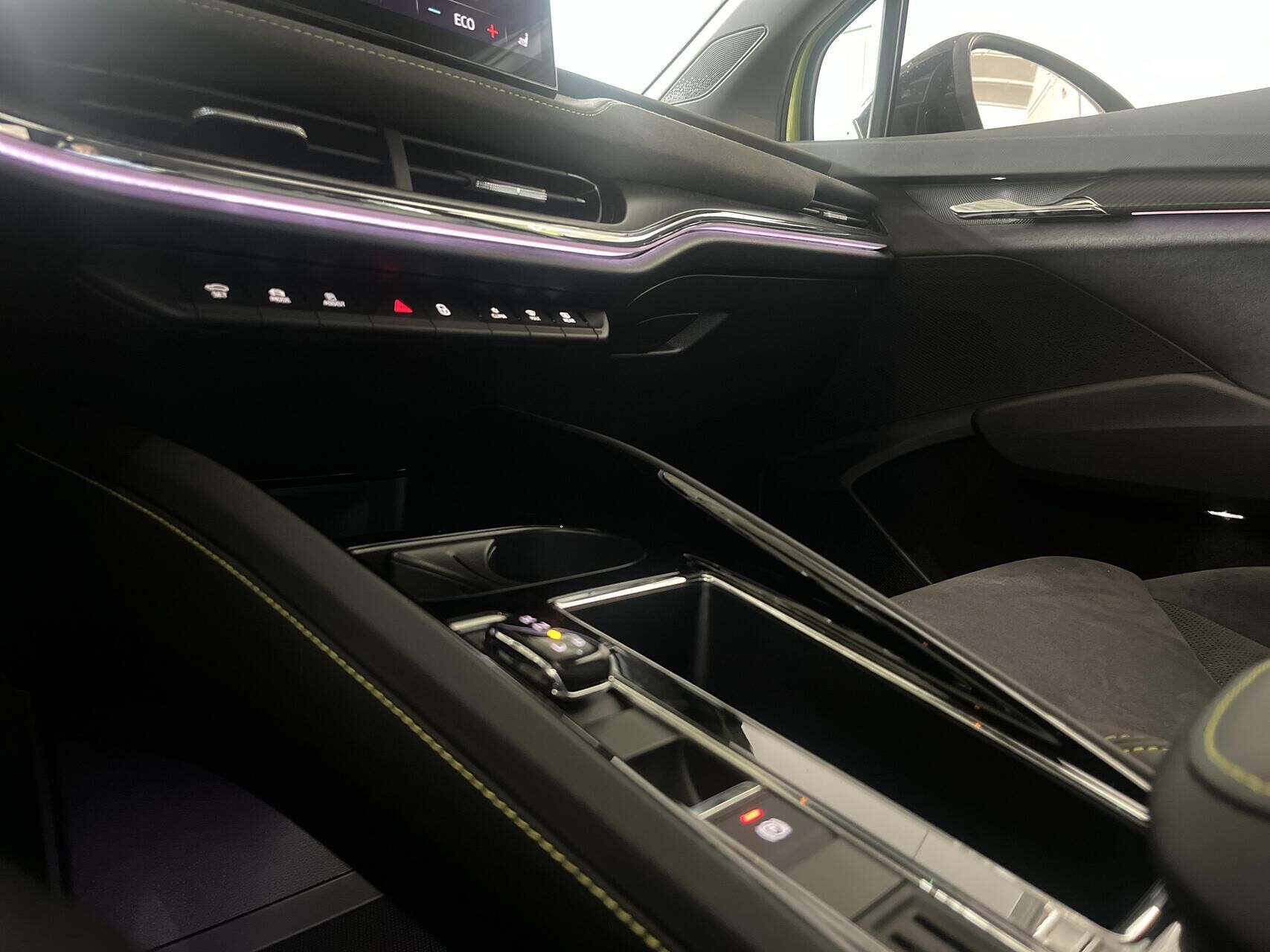 Billede af Skoda Enyaq iV Coupe EL RS 4x4 299HK 5d Aut.