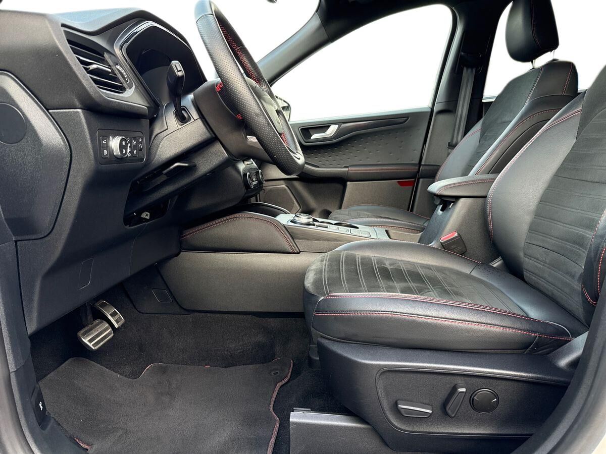 Billede af Ford Kuga 2,5 Plugin-hybrid ST-Line X CVT 225HK 5d Trinl. Gear