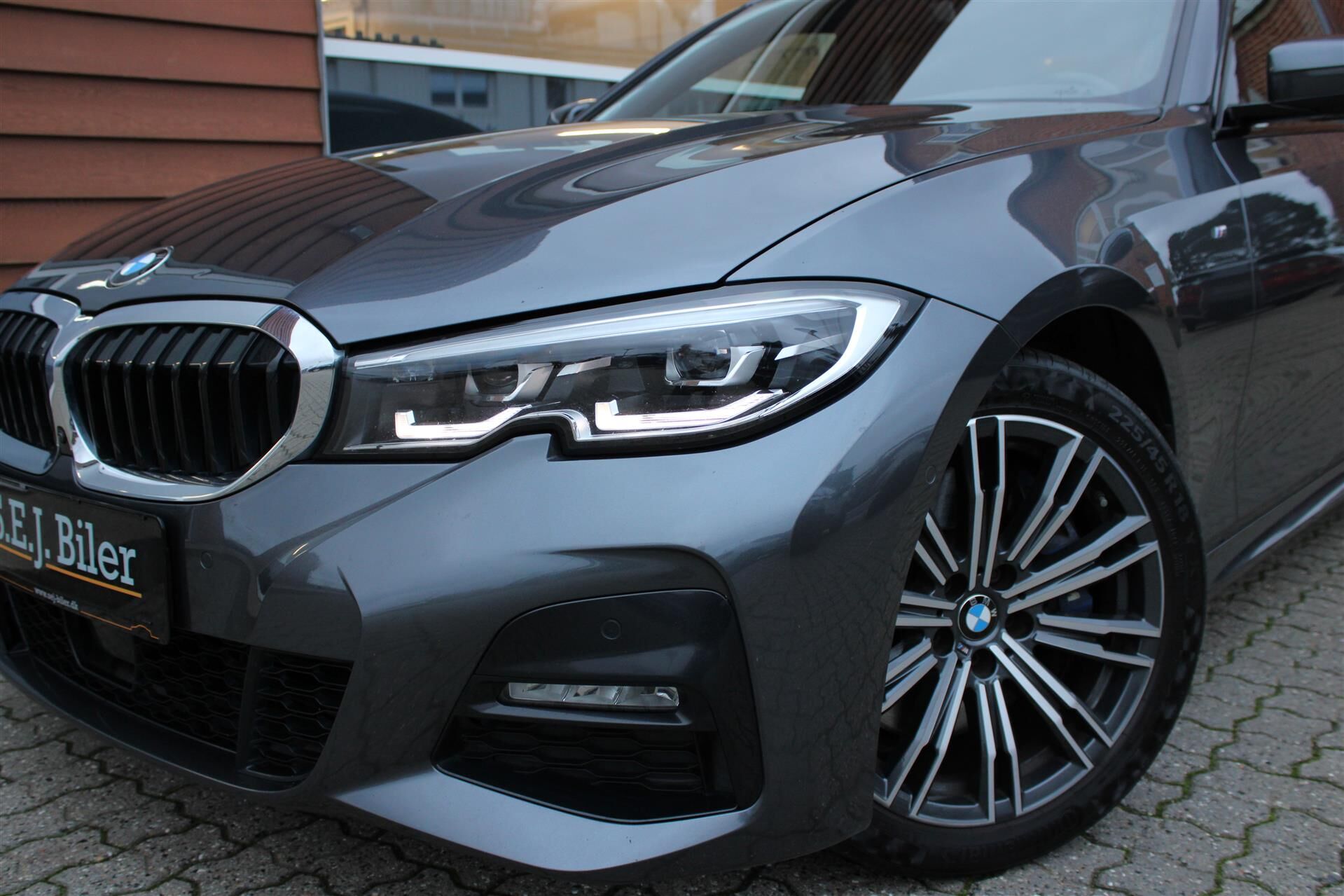 Billede af BMW 330i 2,0 M-Sport 258HK 8g Aut.