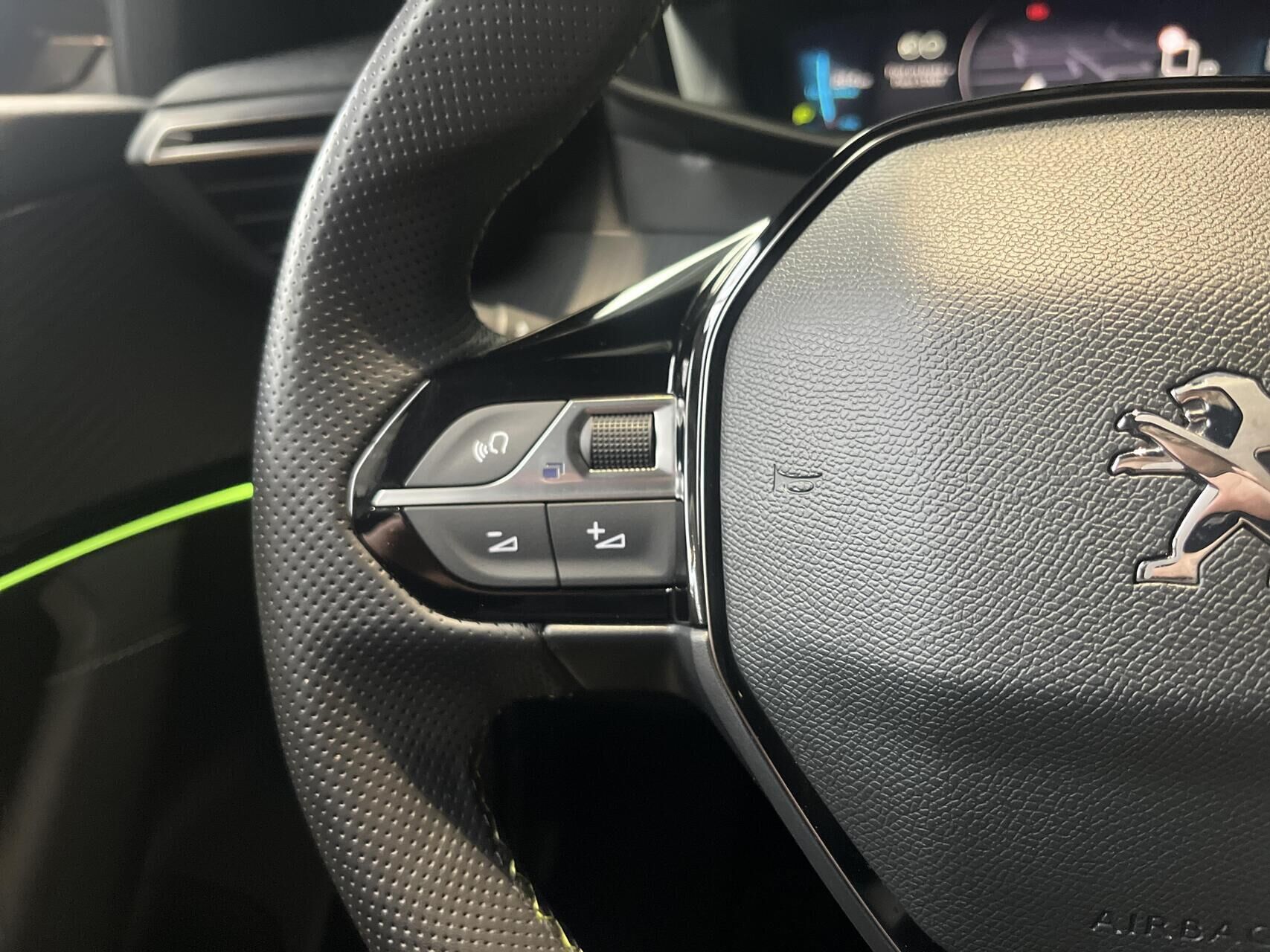 Billede af Peugeot e-2008 EL GT 136HK 5d Aut.