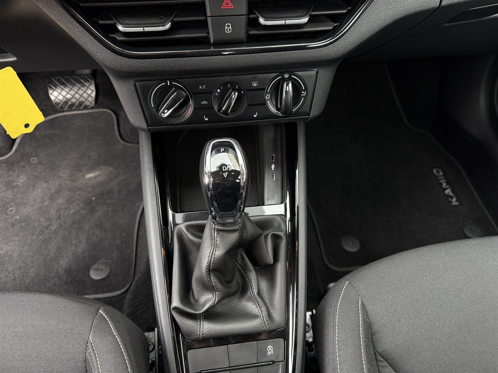 Billede af Skoda Kamiq 1,0 TSI Tour de France DSG 110HK 5d 7g Aut.