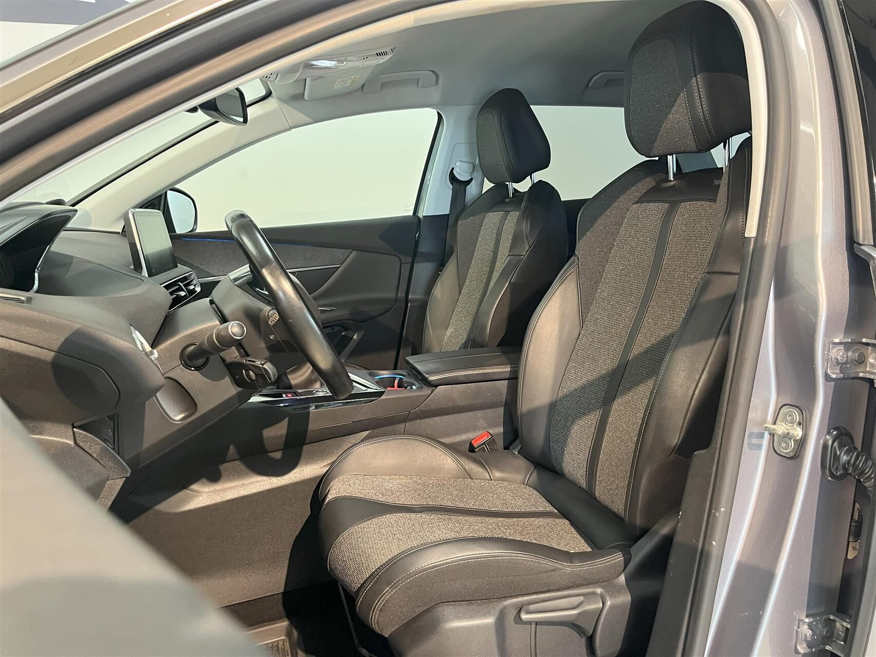 Billede af Peugeot 3008 1,5 BlueHDi Infinity LTD 130HK 5d 6g