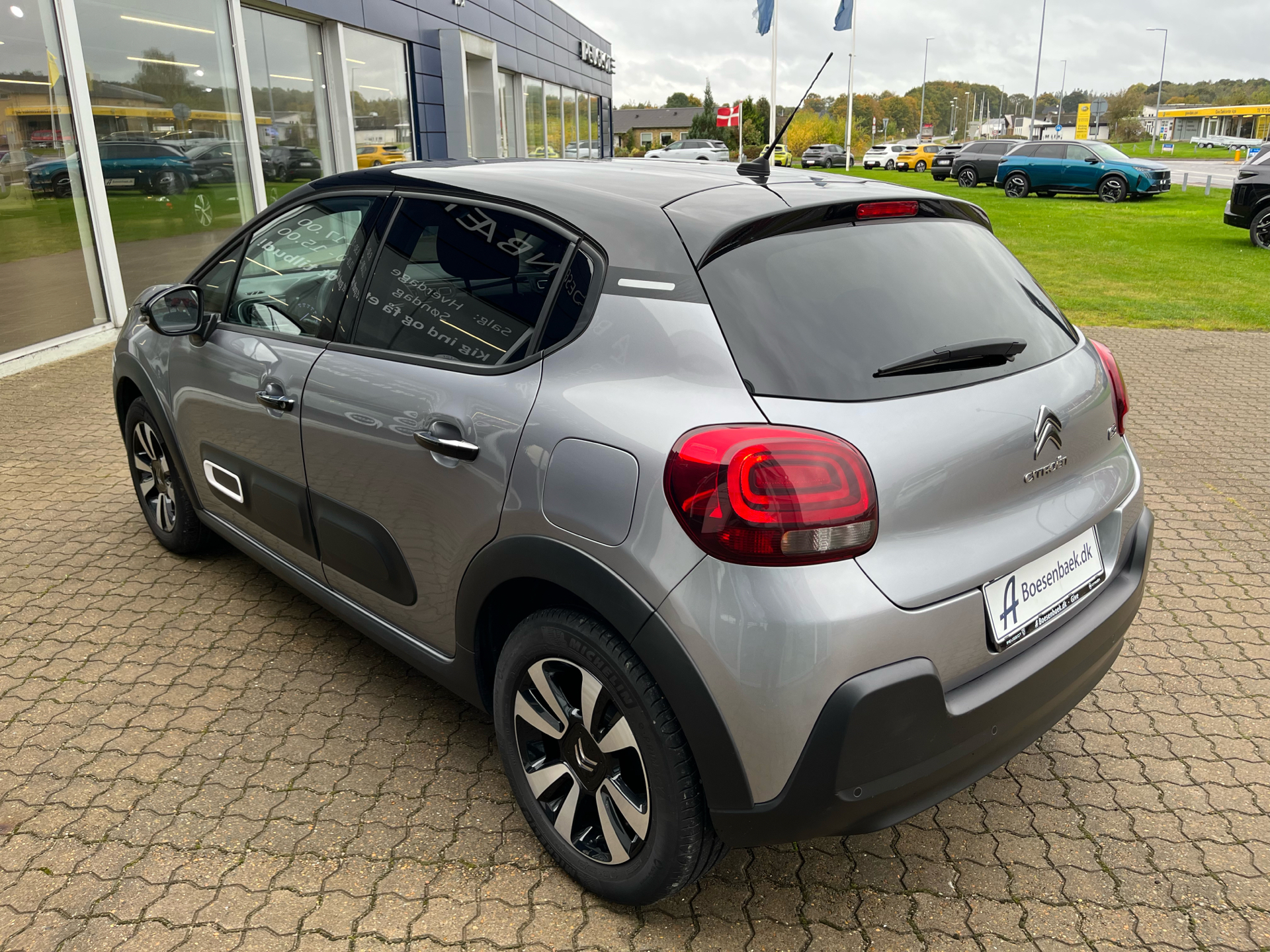 Billede af Citroën C3 1,2 PureTech Attraction 83HK 5d