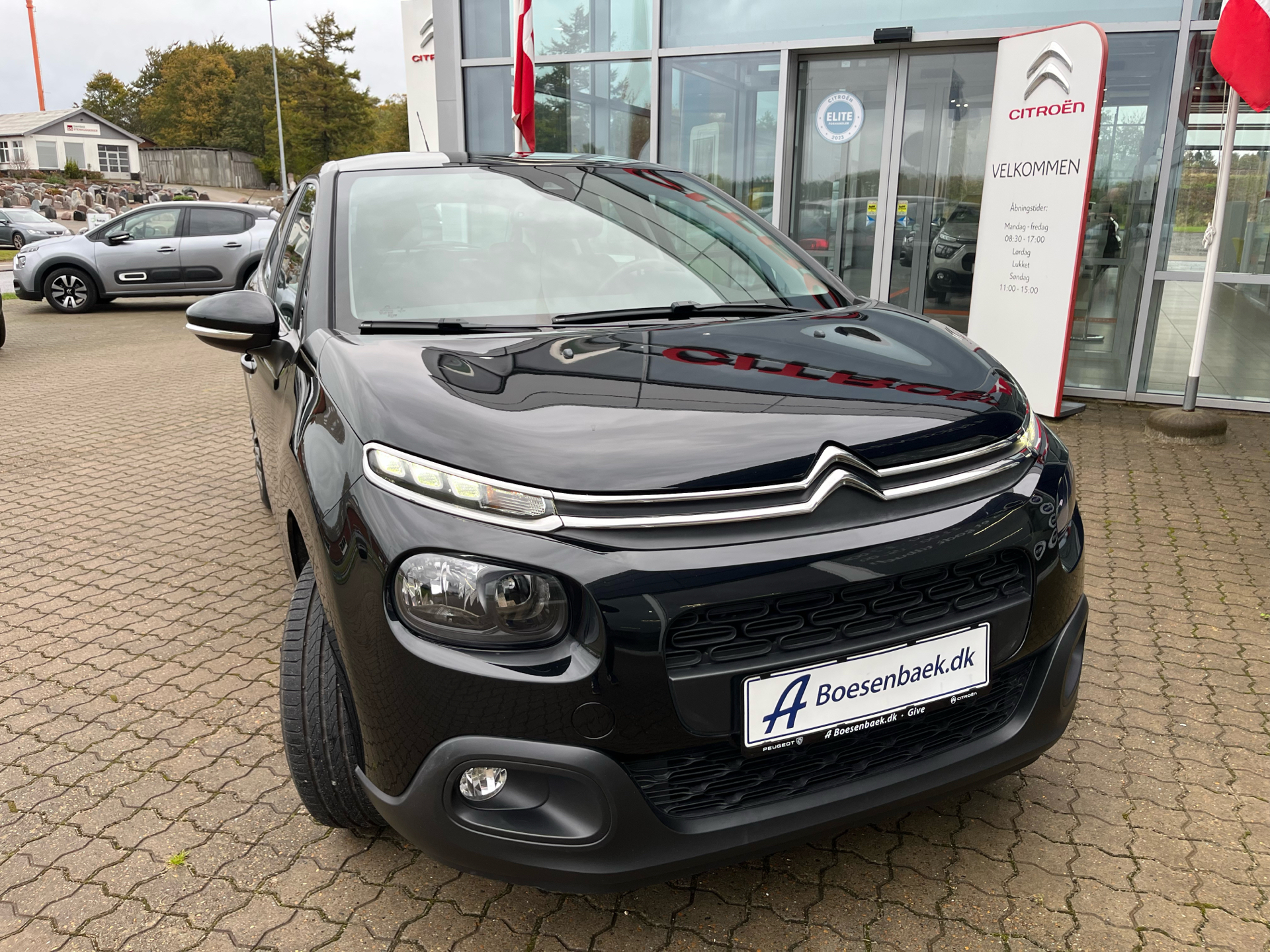 Billede af Citroën C3 1,2 PureTech Iconic Limited start/stop 82HK 5d