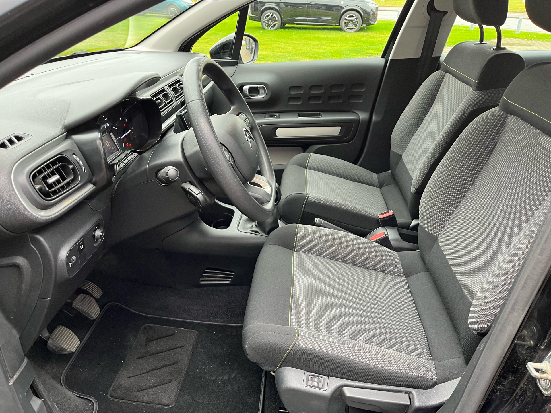 Billede af Citroën C3 1,2 PureTech Iconic Limited start/stop 82HK 5d