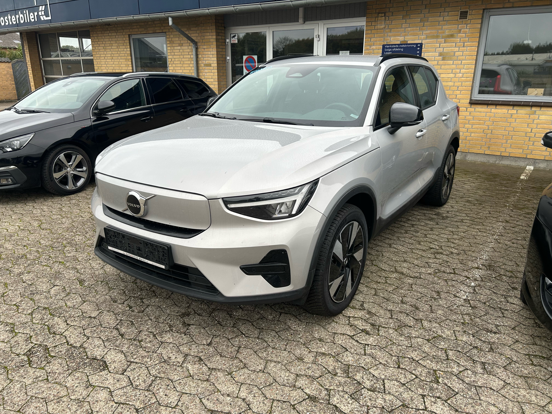 Billede af Volvo XC40 Recharge Extended Range Core 252HK 5d Aut.