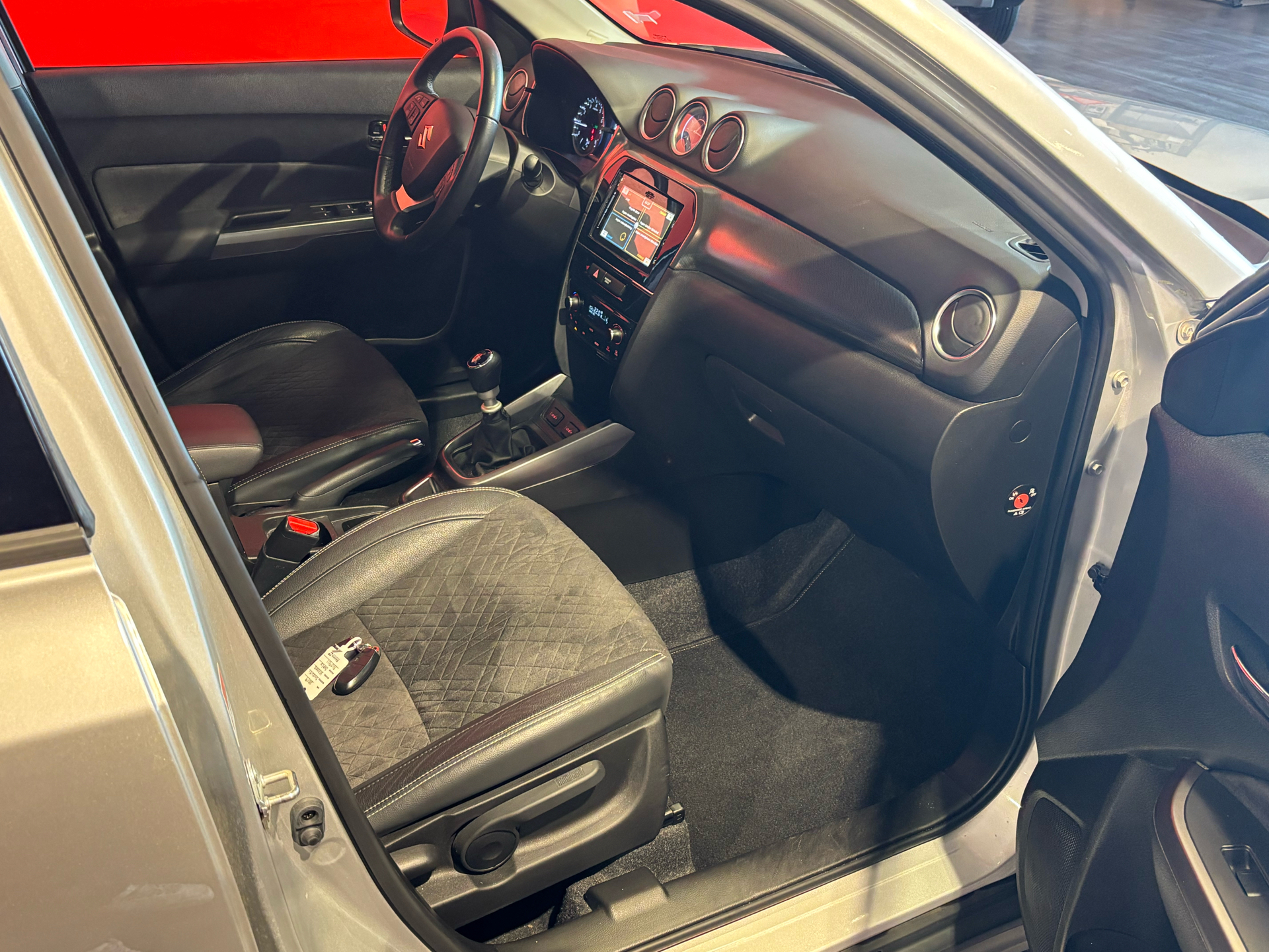 Billede af Suzuki Vitara 1,4 Boosterjet Limited 120HK 5d