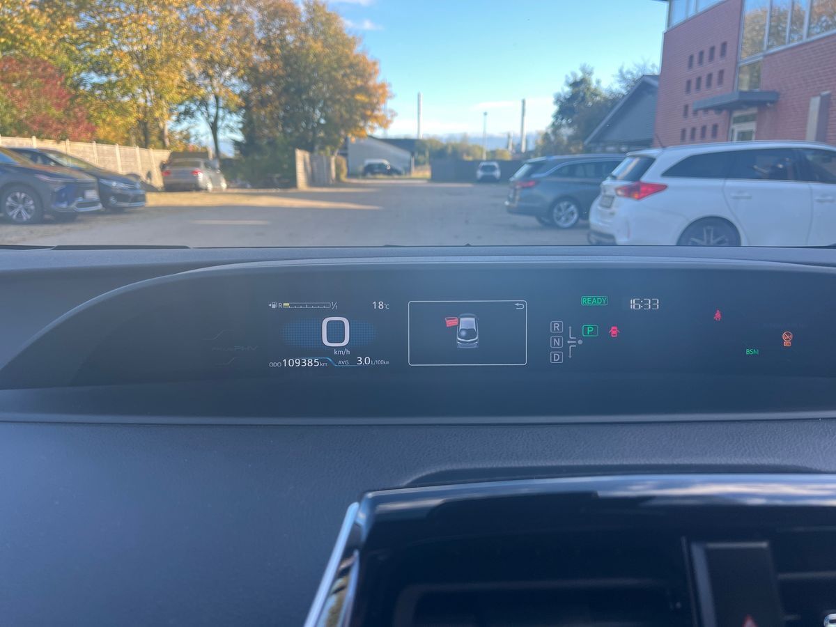 Billede af Toyota Prius Plug-in 1,8 Plugin-hybrid H3 122HK 5d Aut.