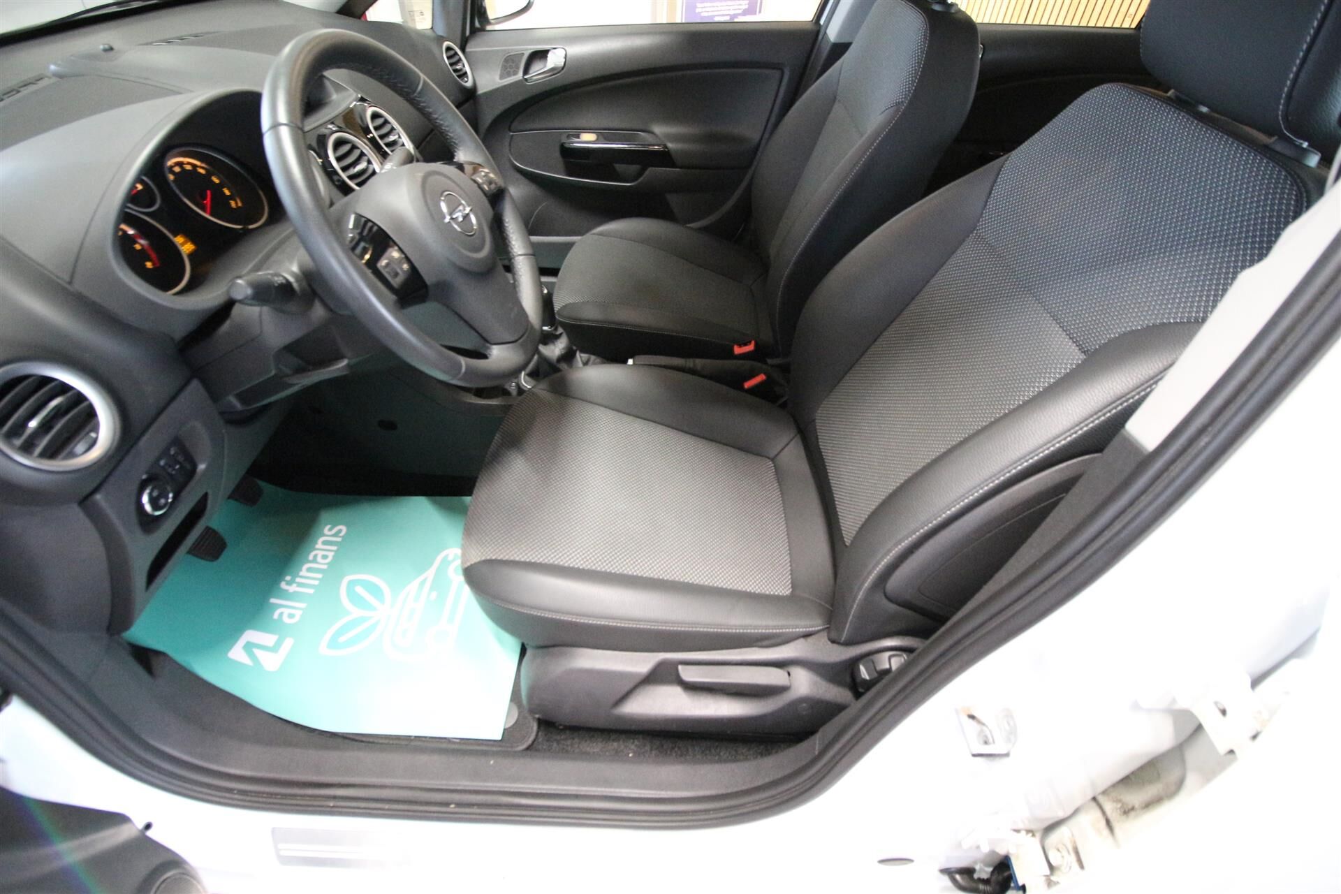 Billede af Opel Corsa 1,4 Twinport Edition 111 100HK 5d