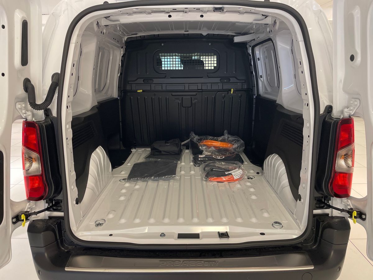 Billede af Toyota Proace City Electric Medium EL Comfort 1 Skydedør 136HK Van Aut.