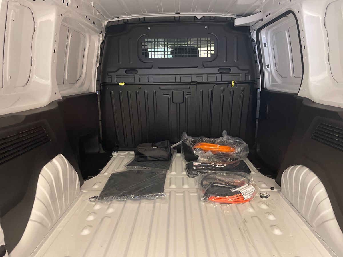 Billede af Toyota Proace City Electric Medium EL Comfort 1 Skydedør 136HK Van Aut.
