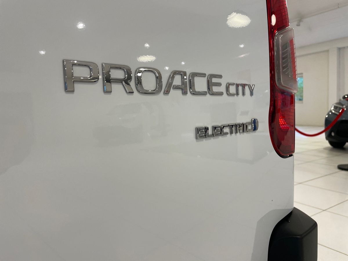 Billede af Toyota Proace City Electric Medium EL Comfort 1 Skydedør 136HK Van Aut.