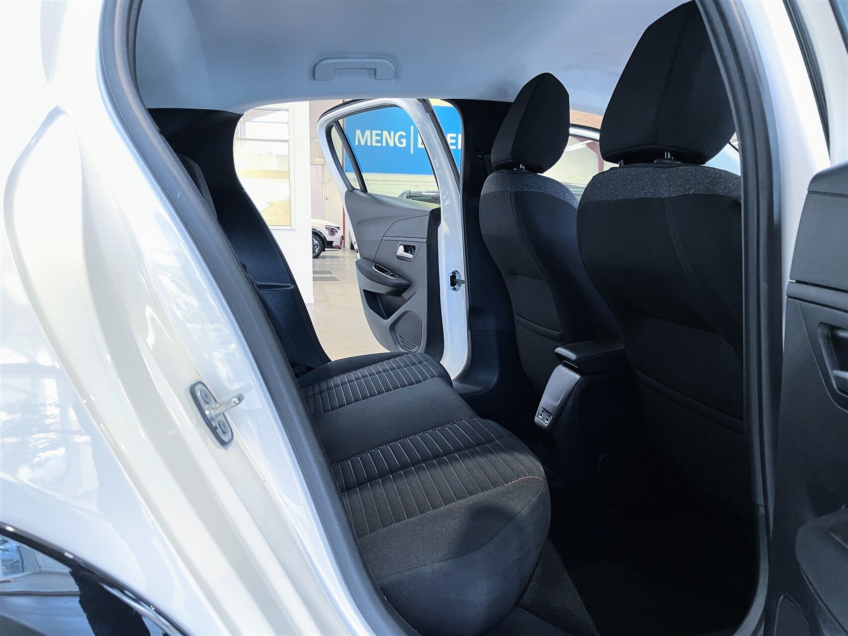 Billede af Peugeot e-208 EL Active 136HK 5d Aut.