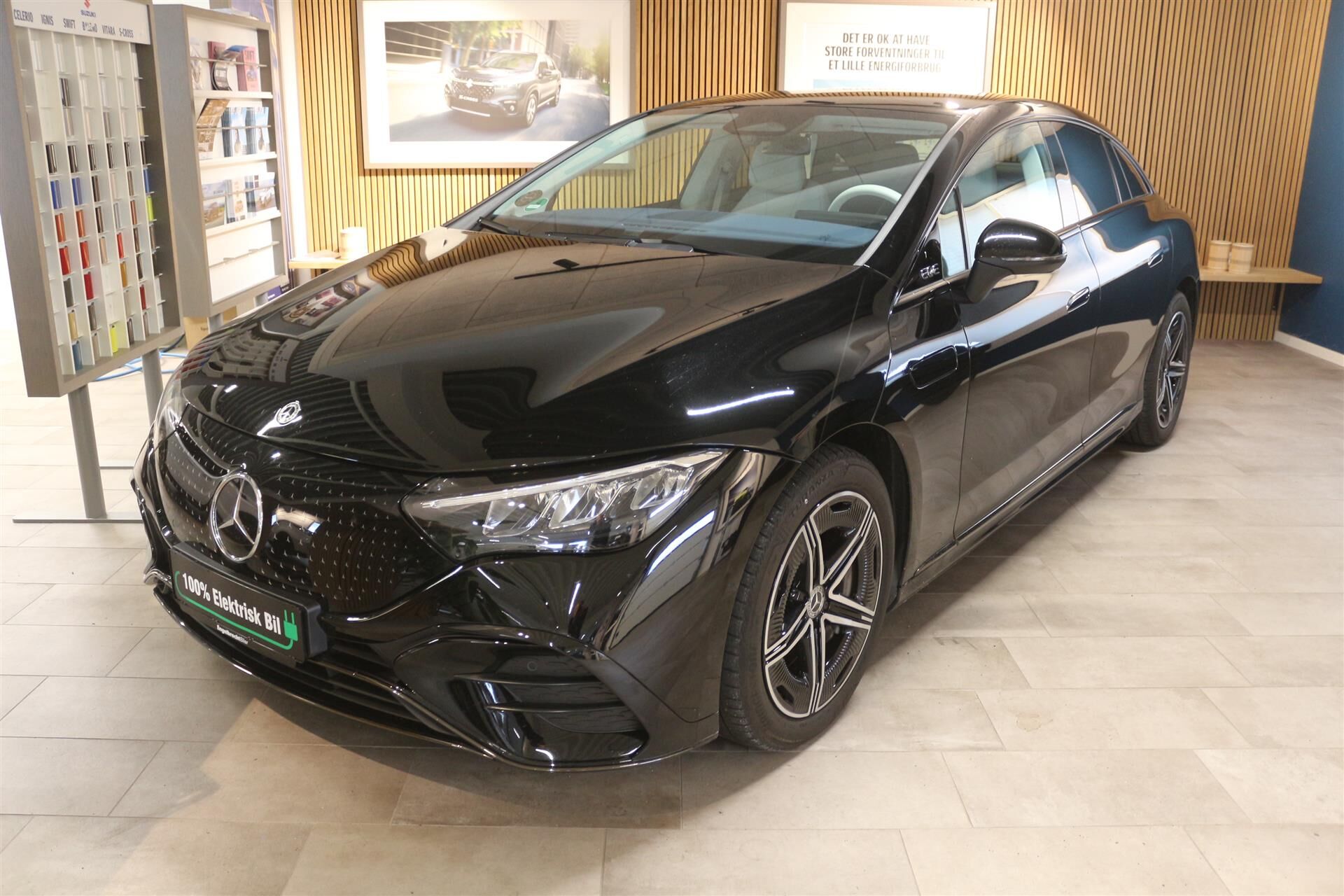 Billede af Mercedes-Benz EQE 300 EL 245HK Aut.