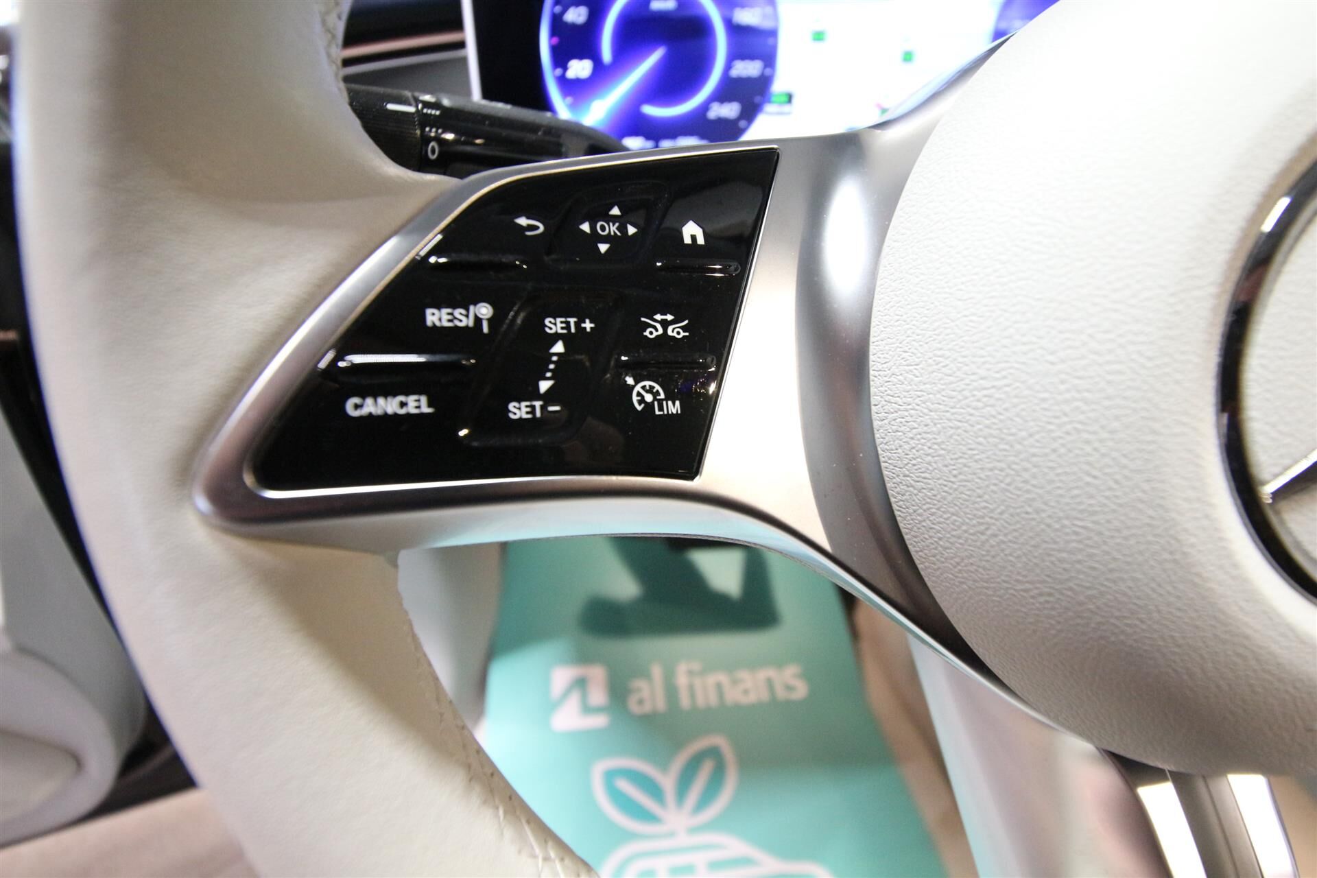 Billede af Mercedes-Benz EQE 300 EL 245HK Aut.