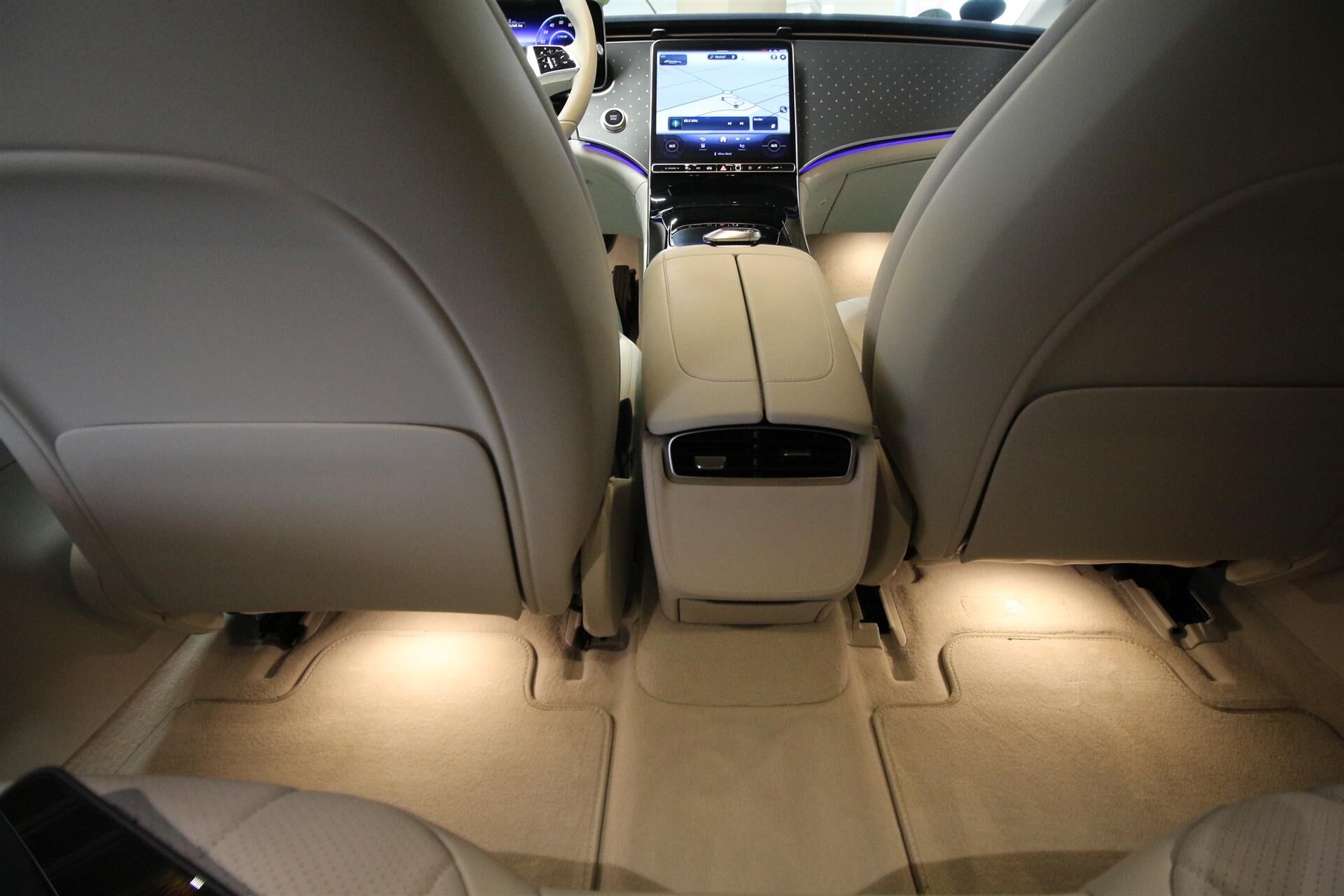 Billede af Mercedes-Benz EQE 300 EL 245HK Aut.