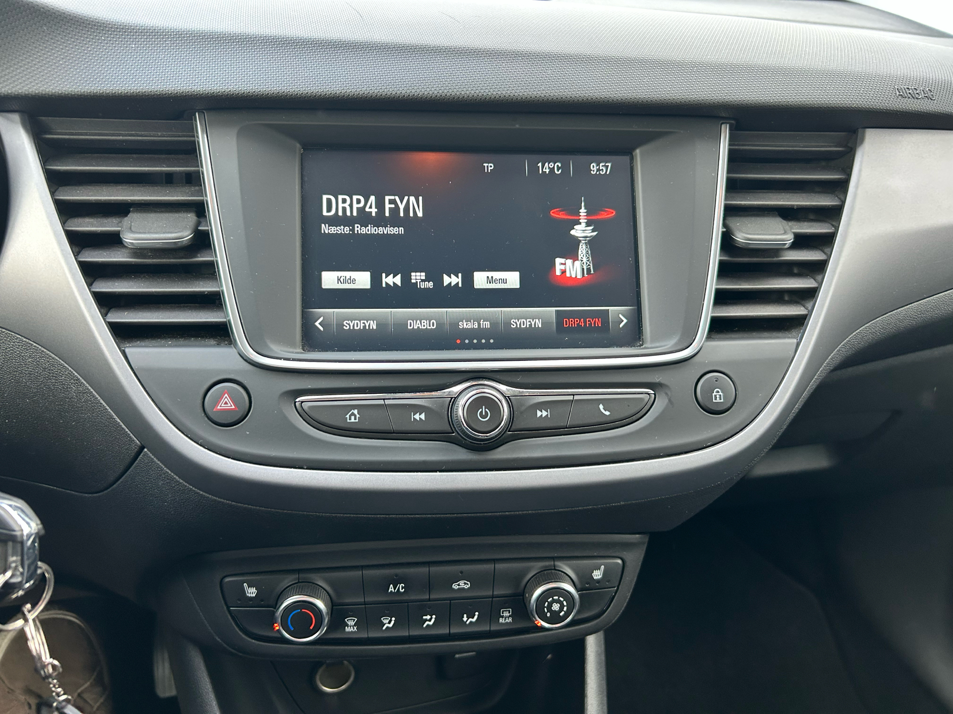 Billede af Opel Crossland X 1,2 Turbo Enjoy Start/Stop 110HK 5d