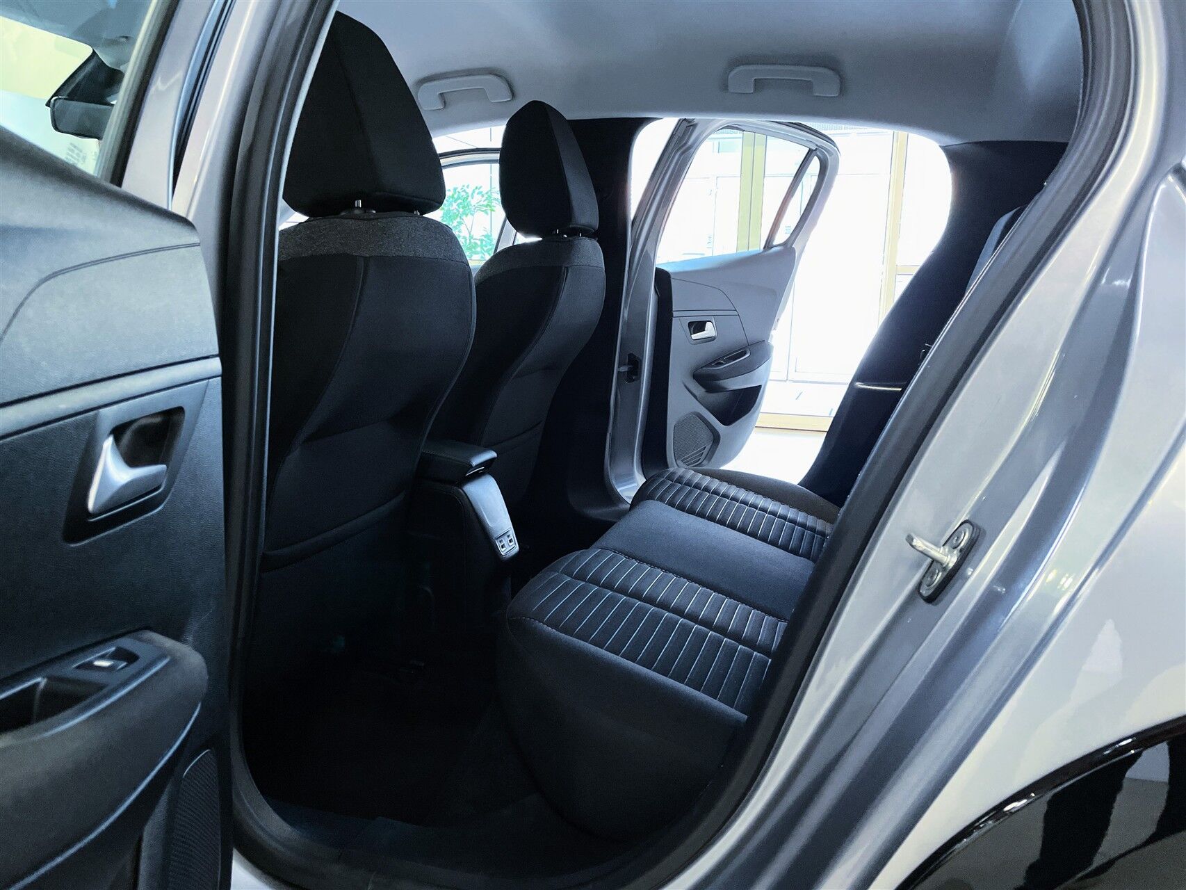 Billede af Peugeot e-208 EL Active 136HK 5d Aut.