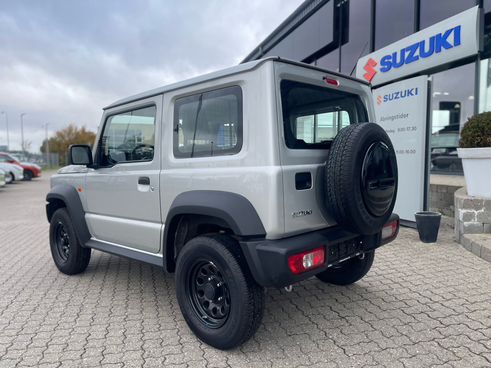 Billede af Suzuki Jimny 1,5 Touch AllGrip 102HK Van