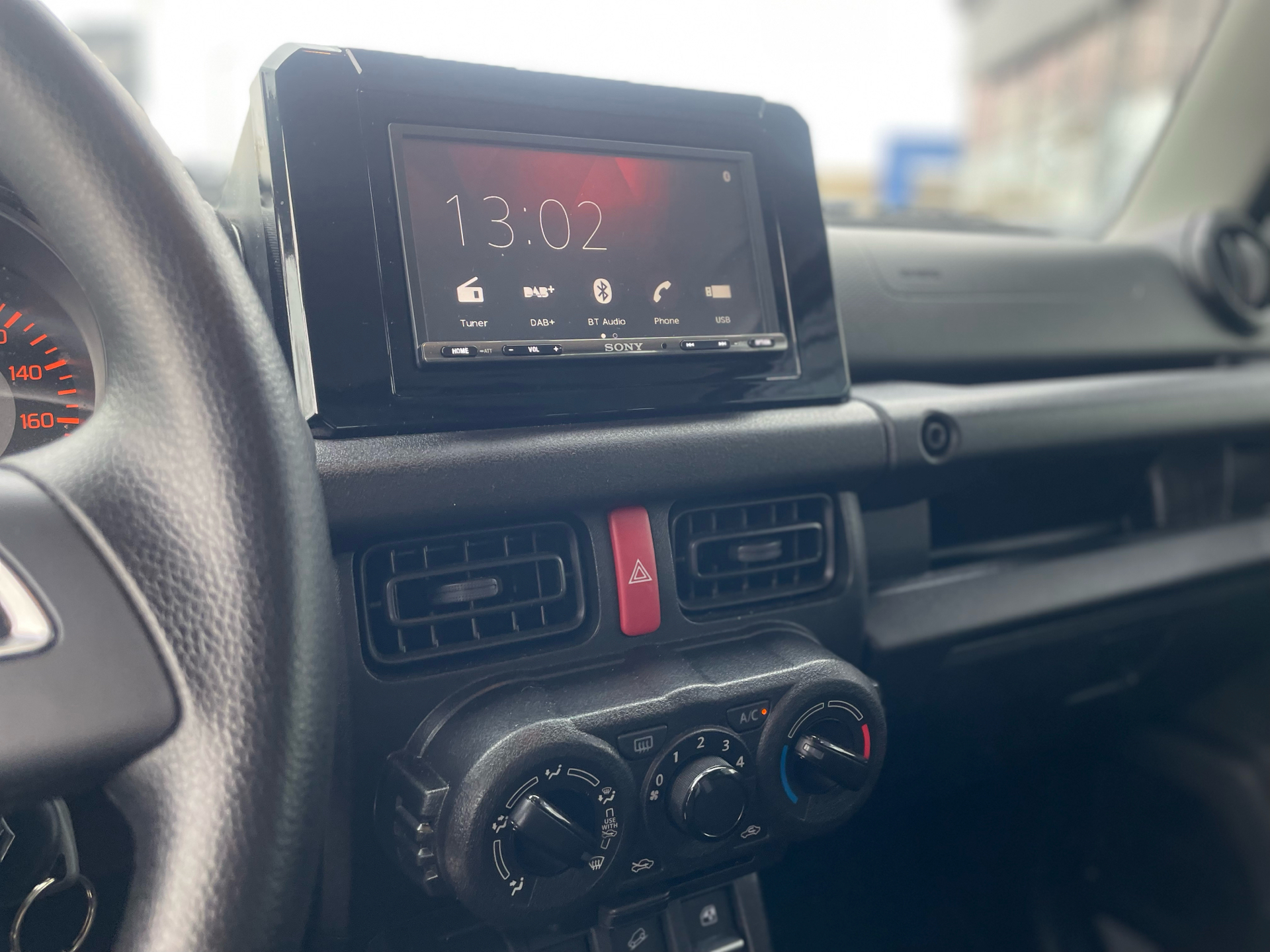 Billede af Suzuki Jimny 1,5 Touch AllGrip 102HK Van