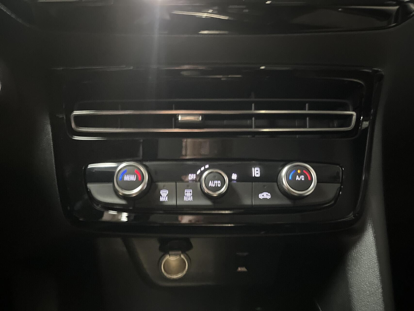 Billede af Opel Mokka-e EL Elegance 136HK 5d Aut.