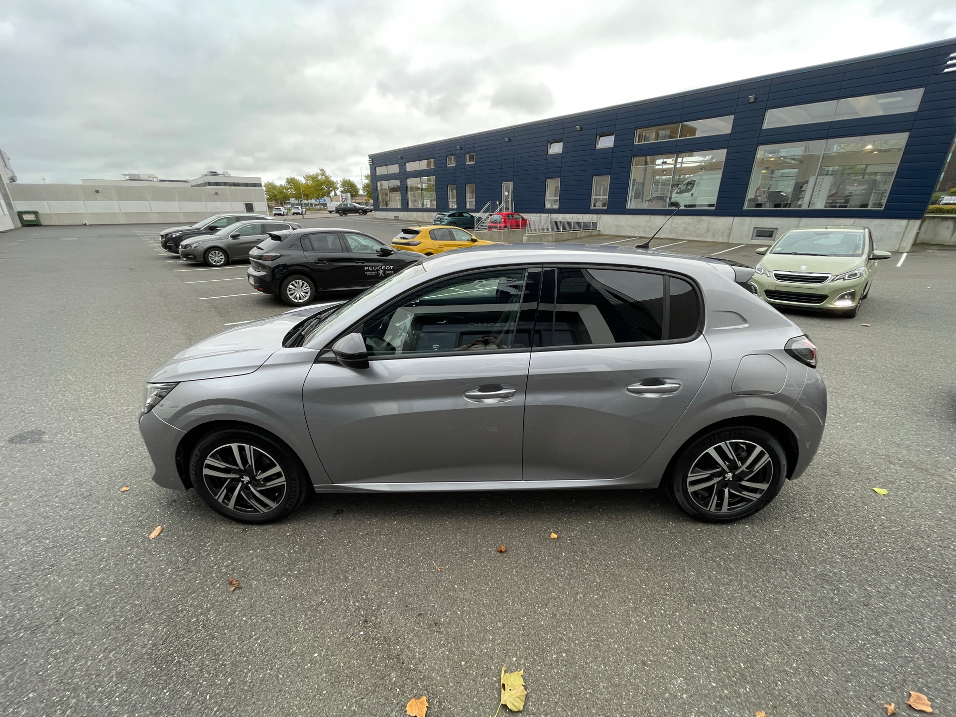 Billede af Peugeot 208 1,2 PureTech Vision Sport 100HK 5d 6g