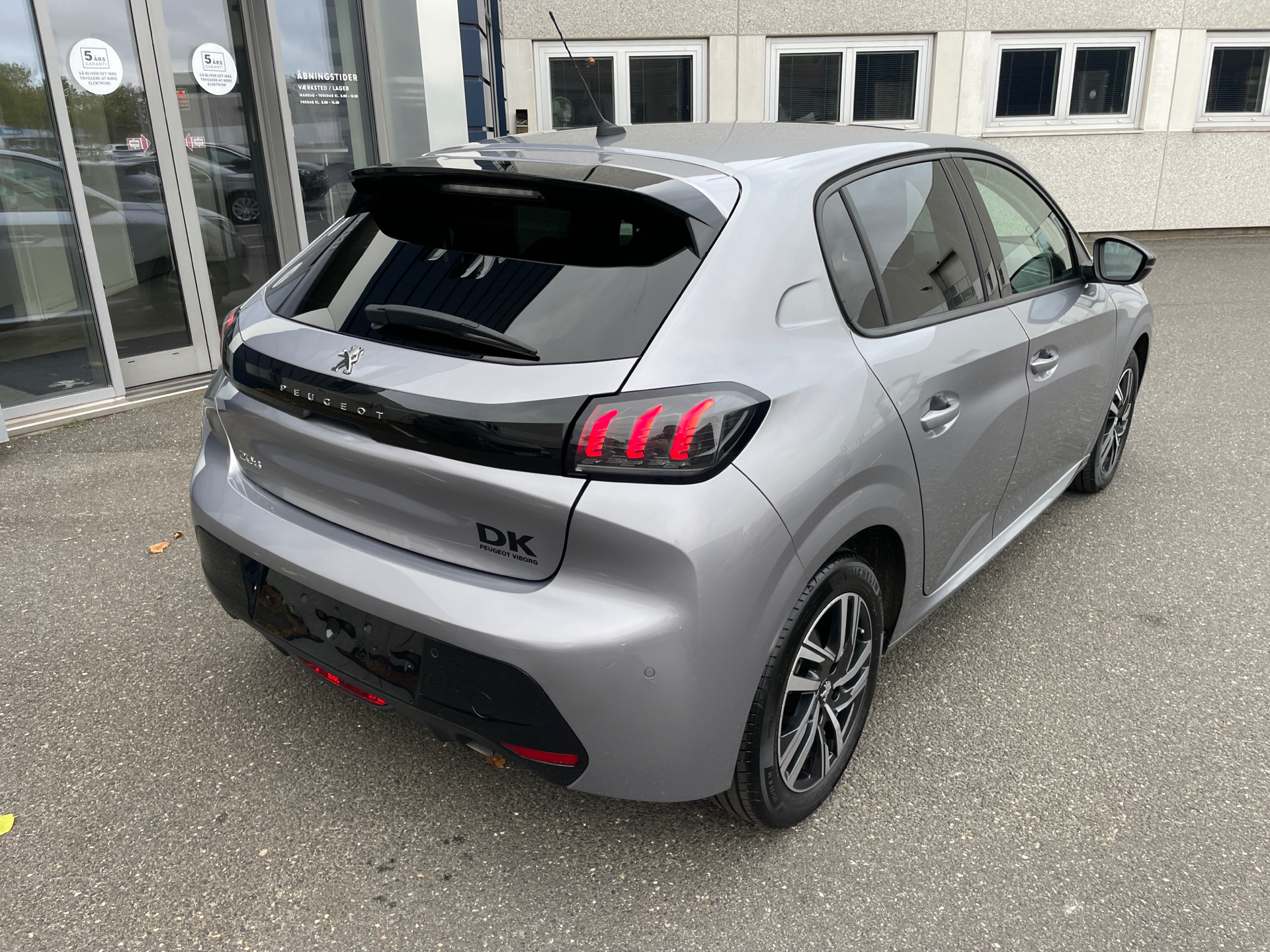 Billede af Peugeot 208 1,2 PureTech Vision Sport 100HK 5d 6g