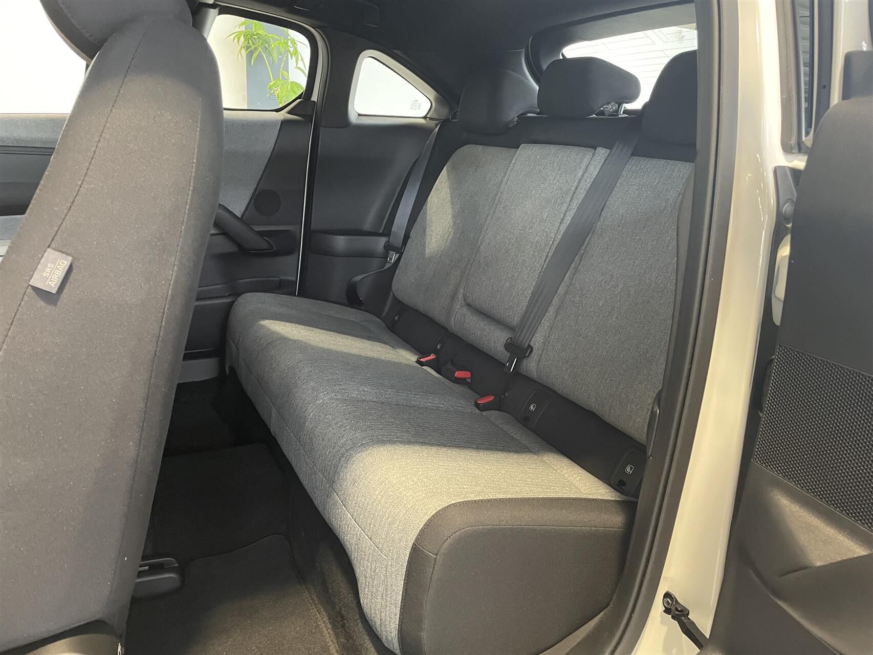 Billede af Mazda MX-30 0,8 e-Skyactiv R-EV  Plugin-hybrid Exclusive-Line 170HK 5d Trinl. Gear