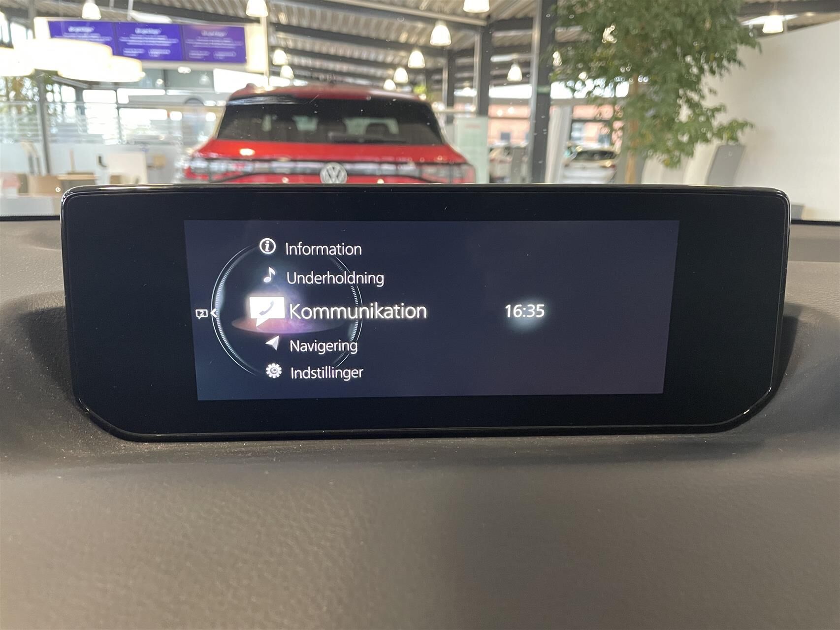 Billede af Mazda MX-30 0,8 e-Skyactiv R-EV  Plugin-hybrid Exclusive-Line 170HK 5d Trinl. Gear