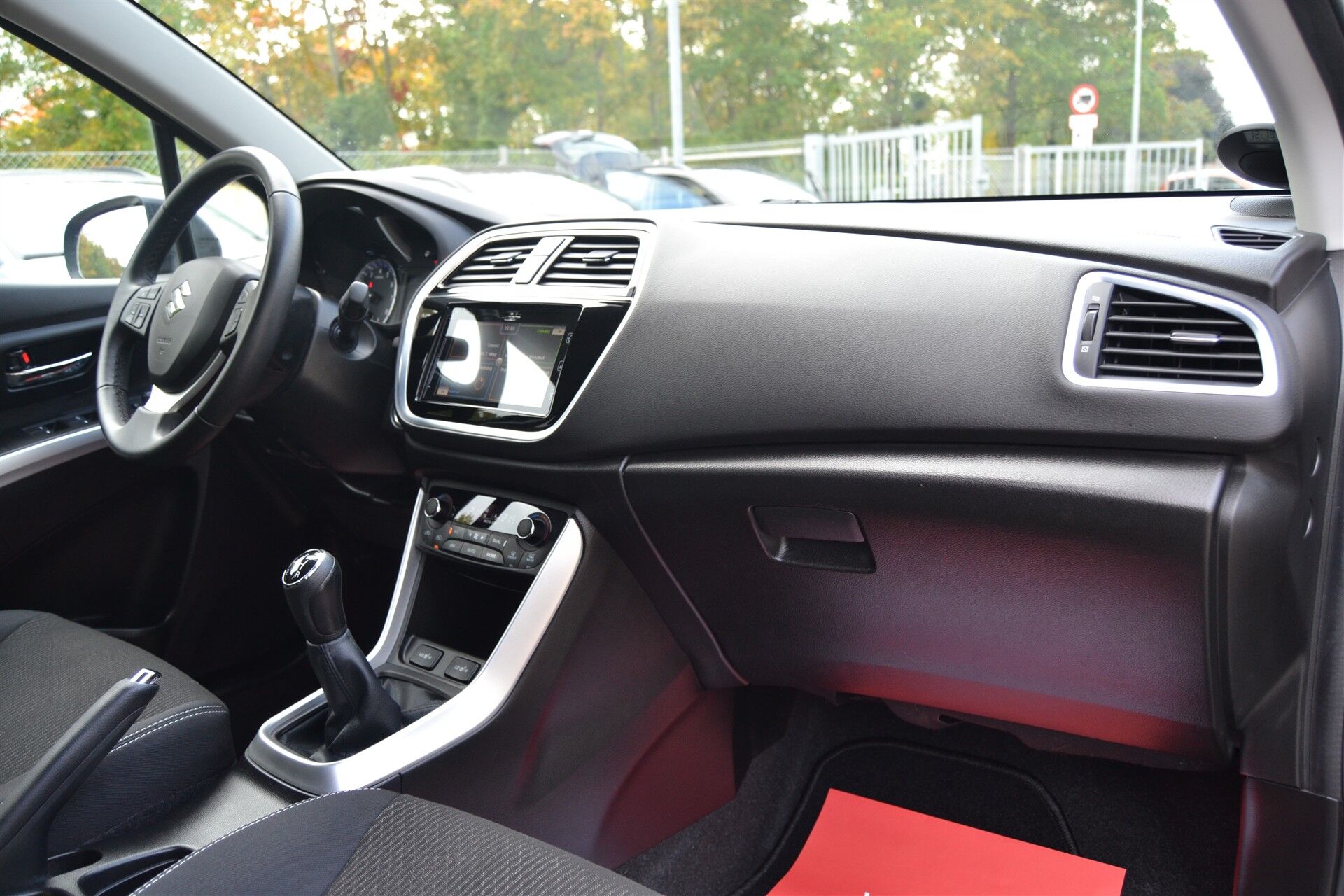 Billede af Suzuki S-Cross 1,0 Boosterjet Active 112HK 5d