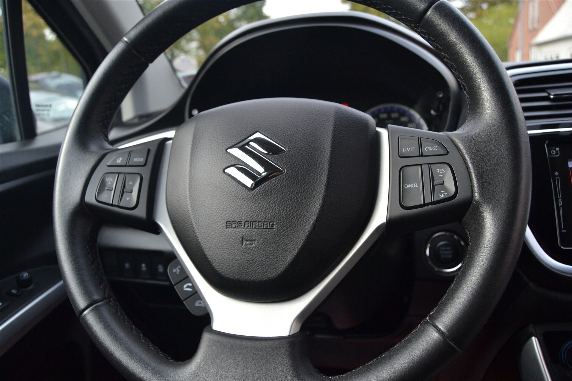 Billede af Suzuki S-Cross 1,0 Boosterjet Active 112HK 5d