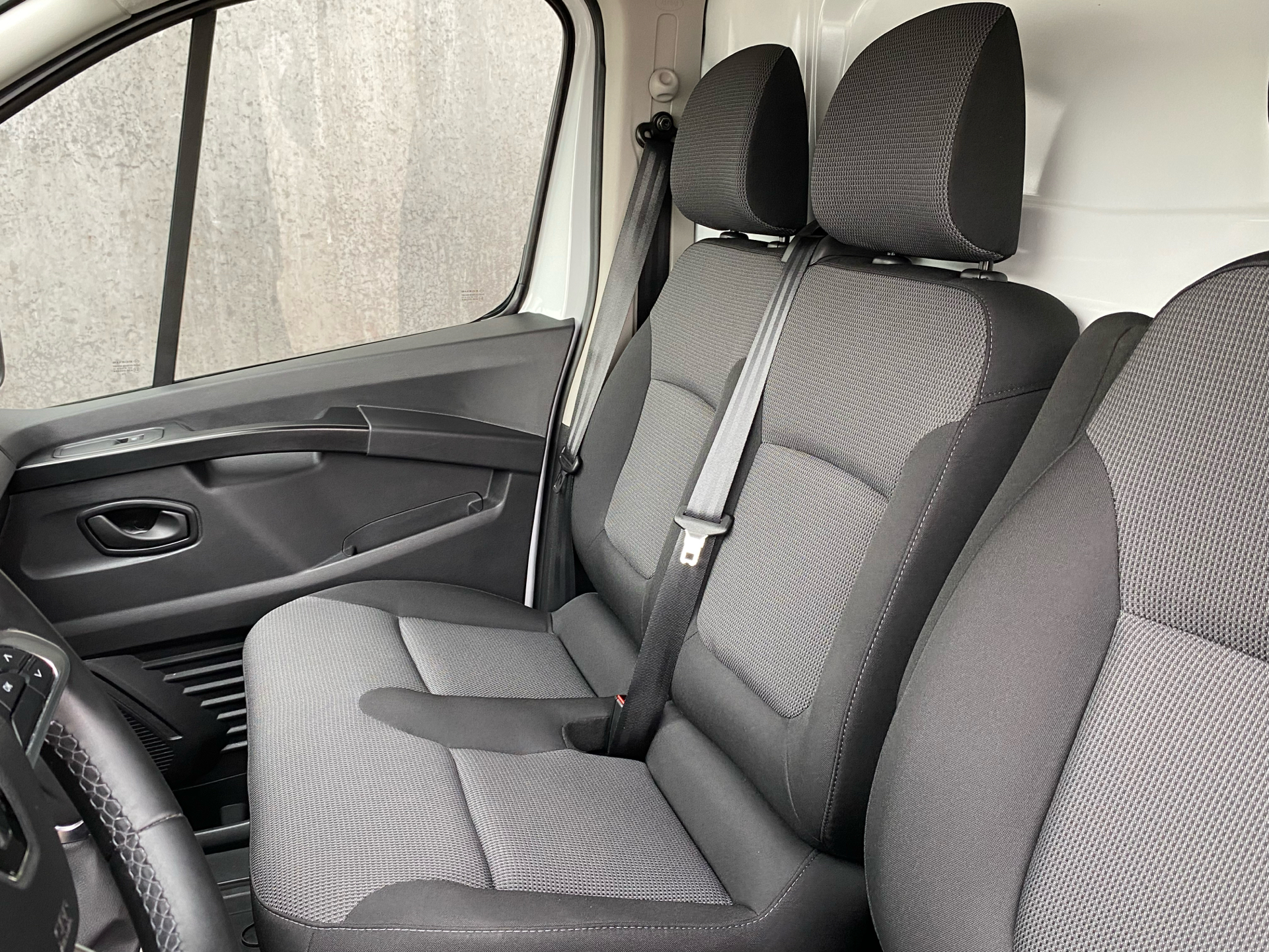 Billede af Renault Trafic L2H1 2,0 DCI start/stop EDC 150HK Van 6g Aut.