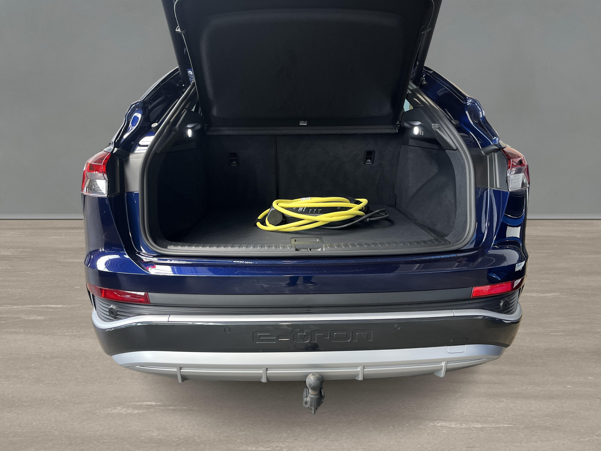 Billede af Audi Q4 Sportback 45 E-tron Attitude Quattro 265HK 5d Aut.