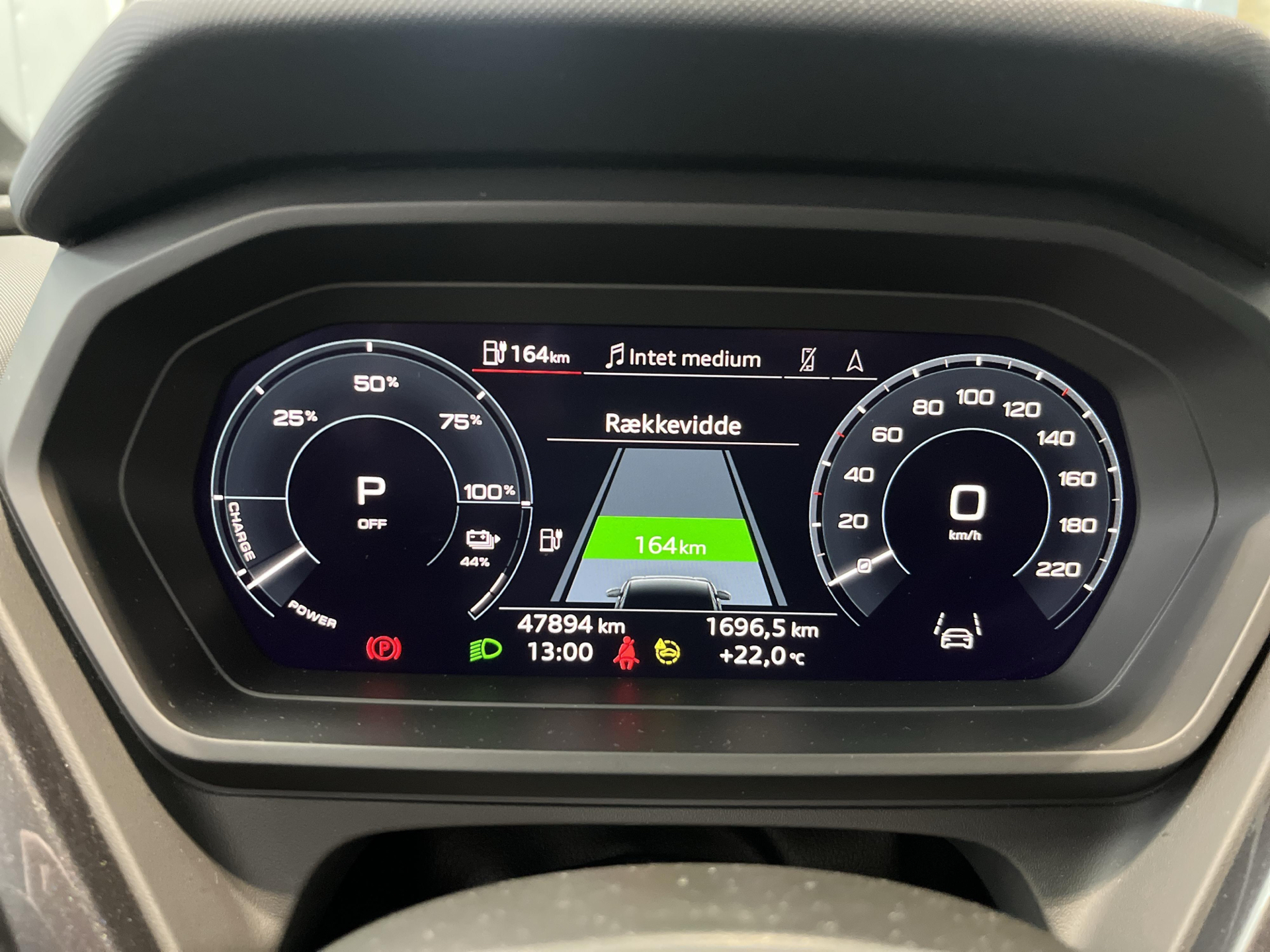 Billede af Audi Q4 Sportback 45 E-tron Attitude Quattro 265HK 5d Aut.