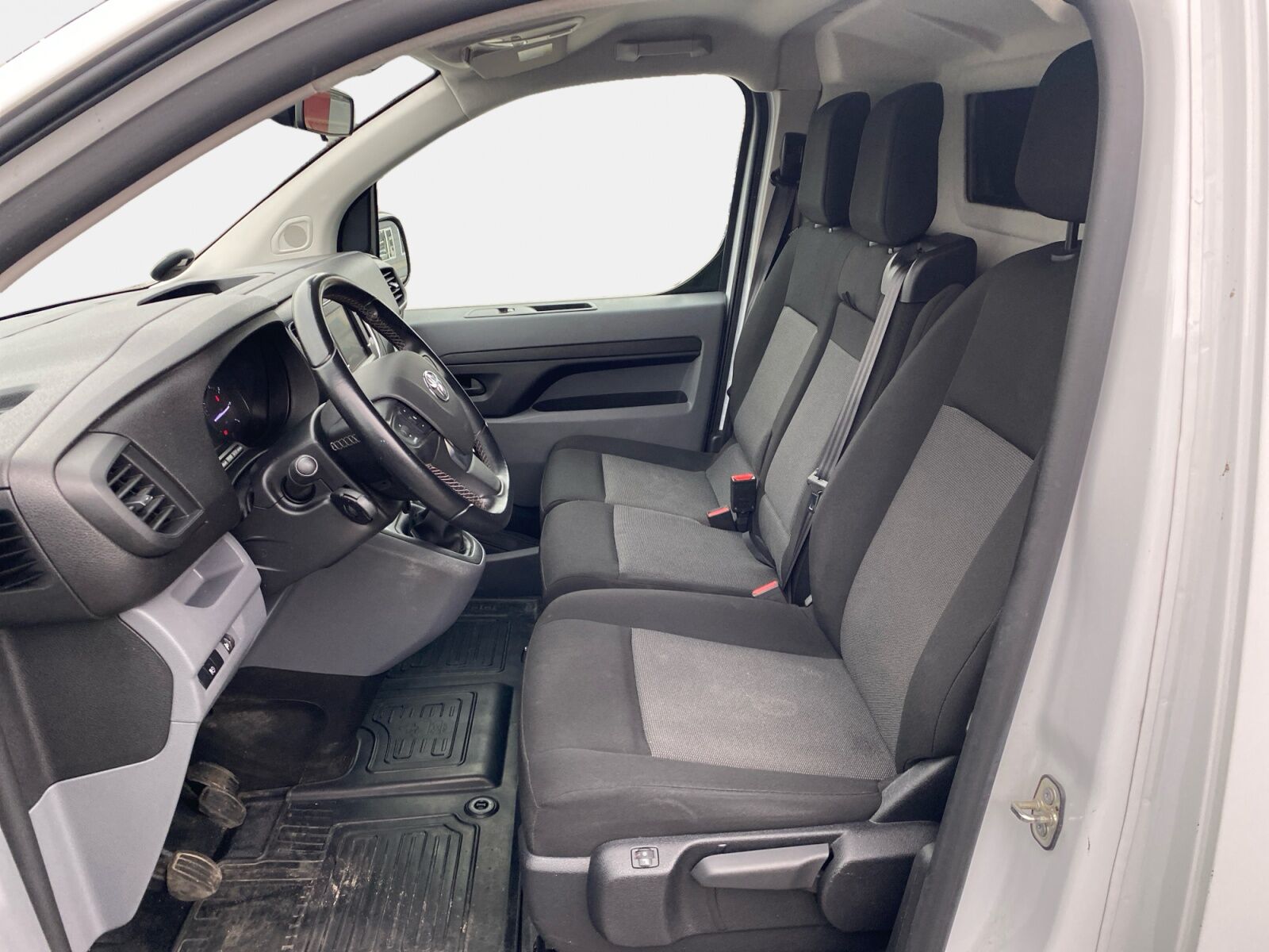 Billede af Toyota Proace Long 2,0 D Comfort Master 144HK Van 6g