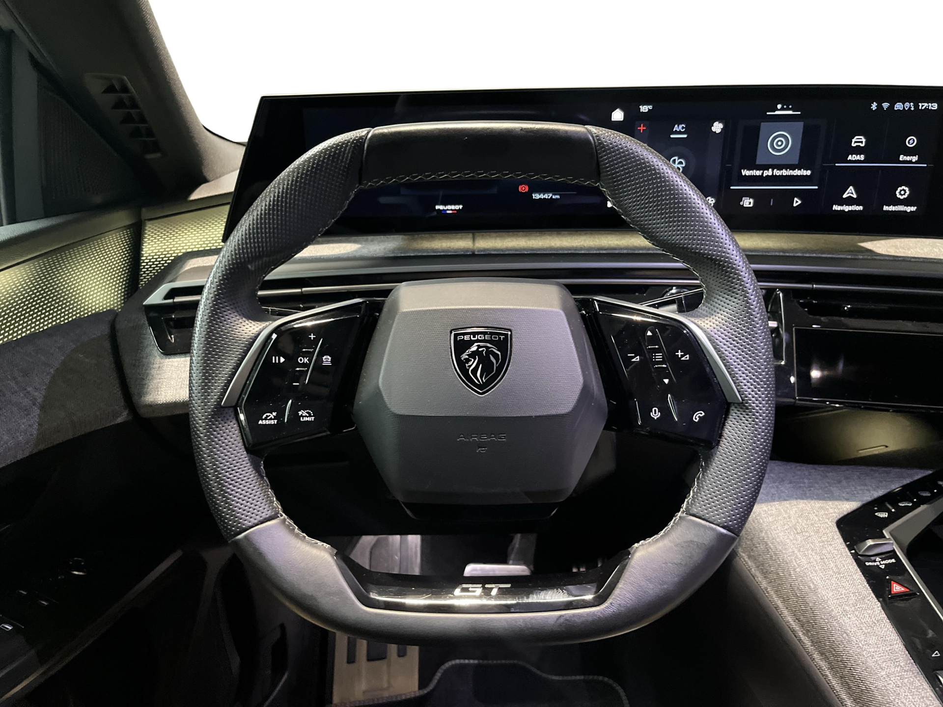 Billede af Peugeot e-3008 EL GT 210HK 5d Aut.