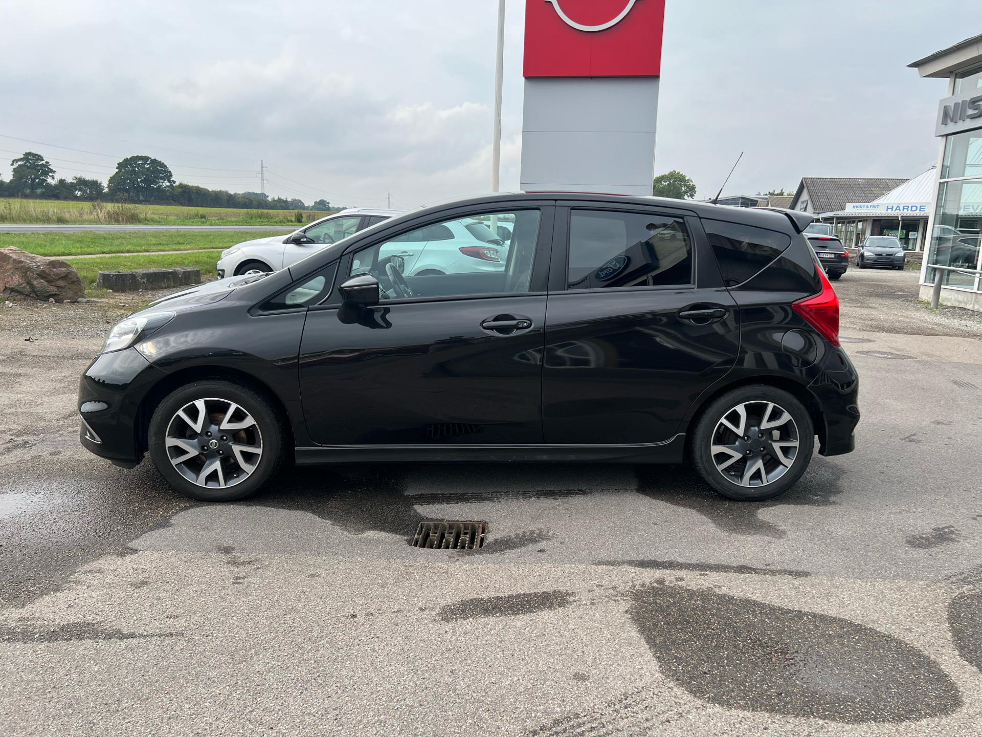 Billede af Nissan Note 1,2 Acenta Family Pack 80HK 5d