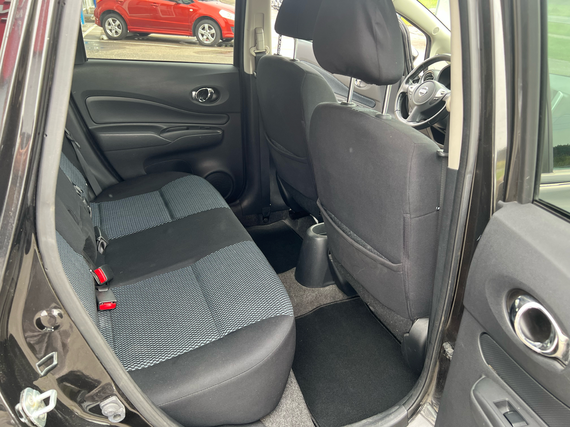 Billede af Nissan Note 1,2 Acenta Family Pack 80HK 5d