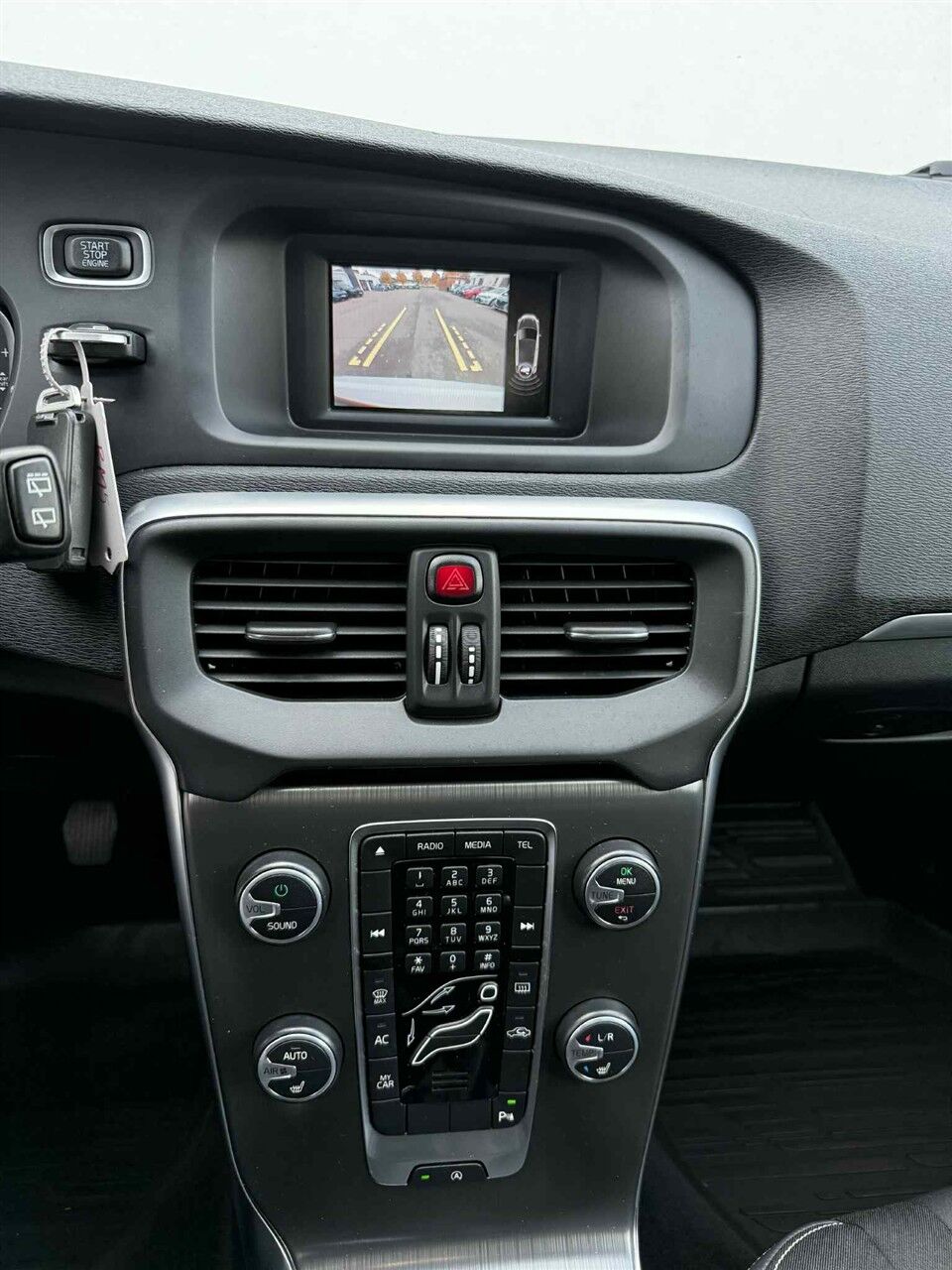 Billede af Volvo V40 2,0 D2 Momentum 120HK 5d 6g