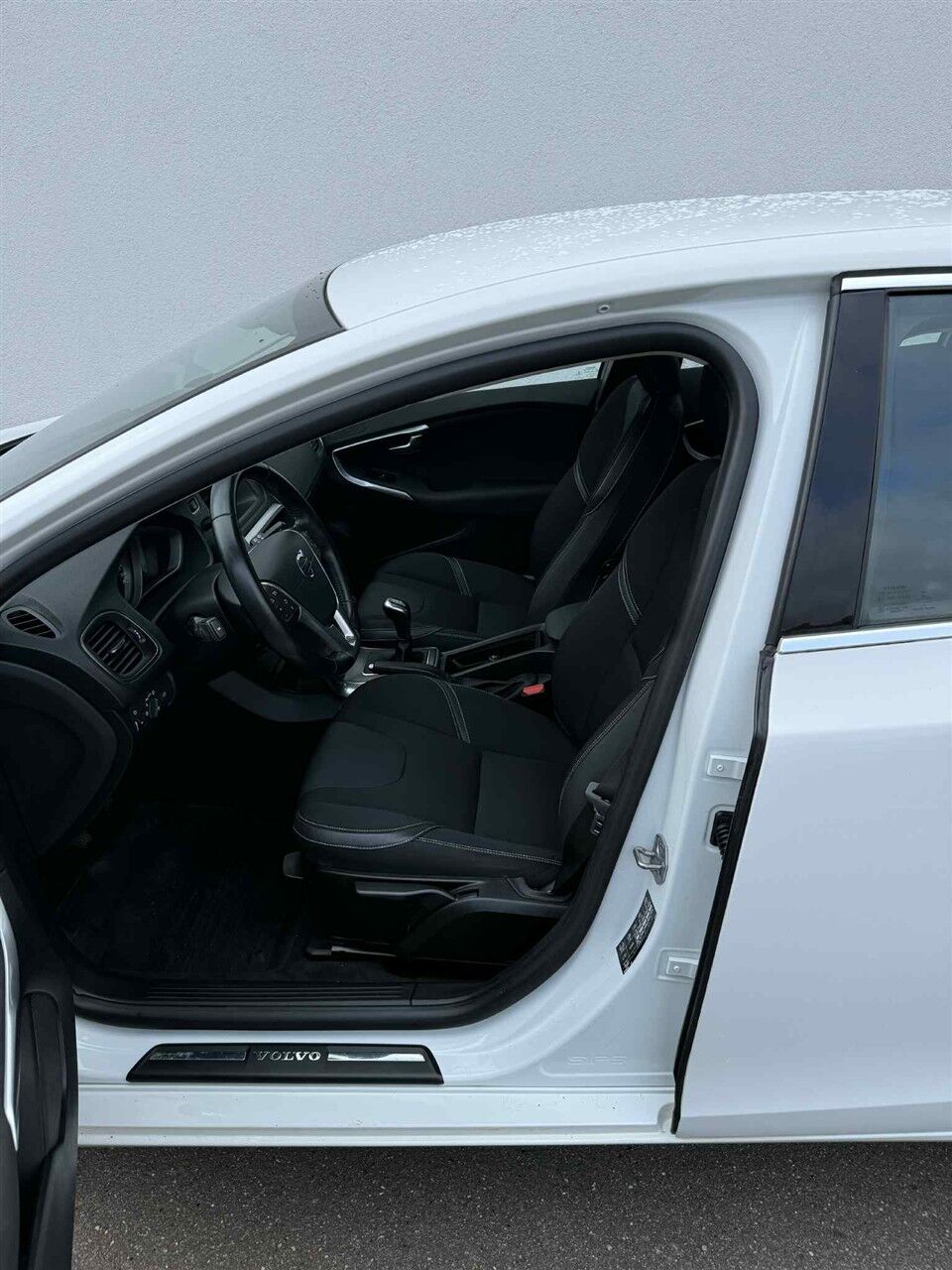 Billede af Volvo V40 2,0 D2 Momentum 120HK 5d 6g