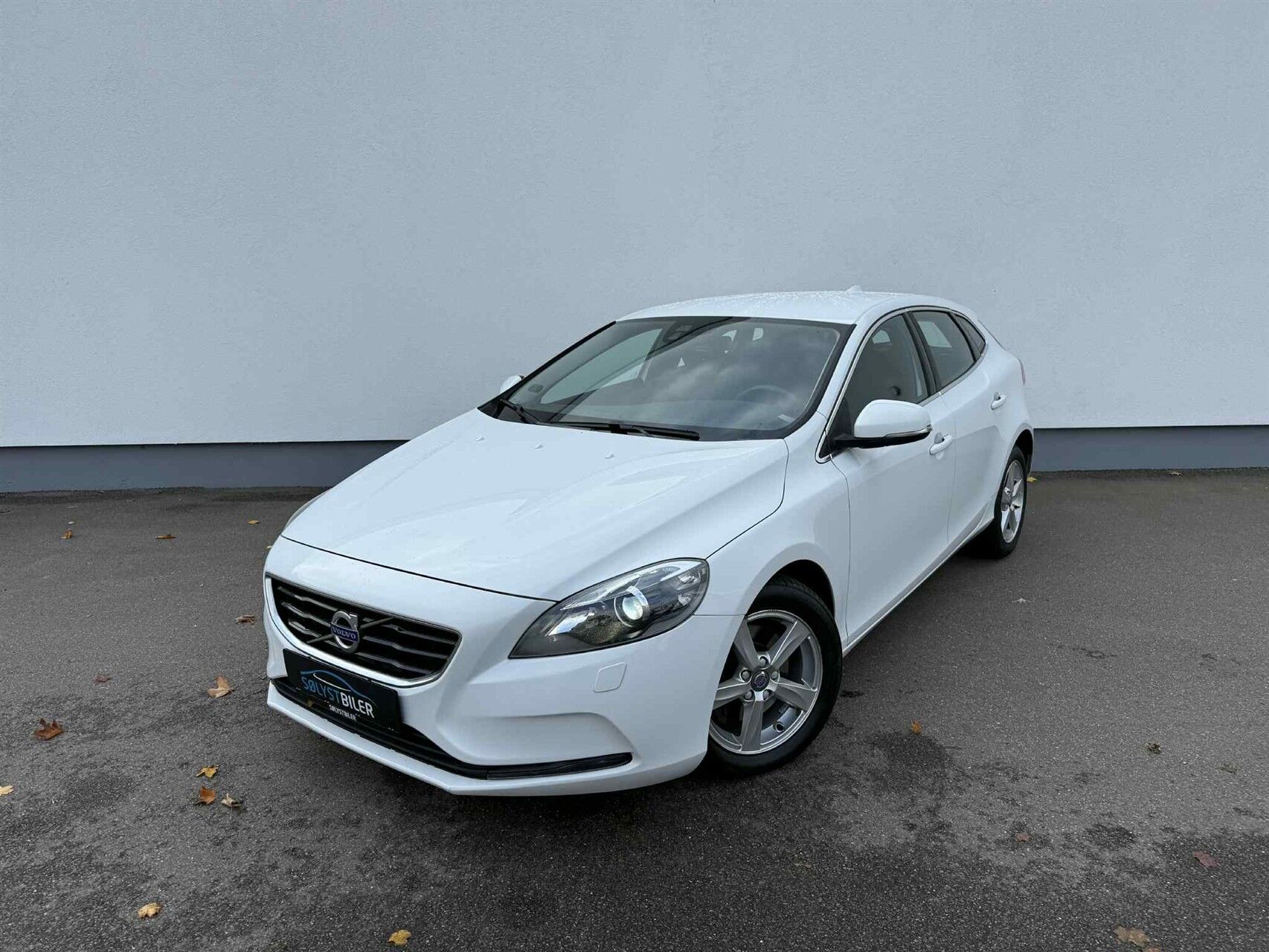 Billede af Volvo V40 2,0 D2 Momentum 120HK 5d 6g