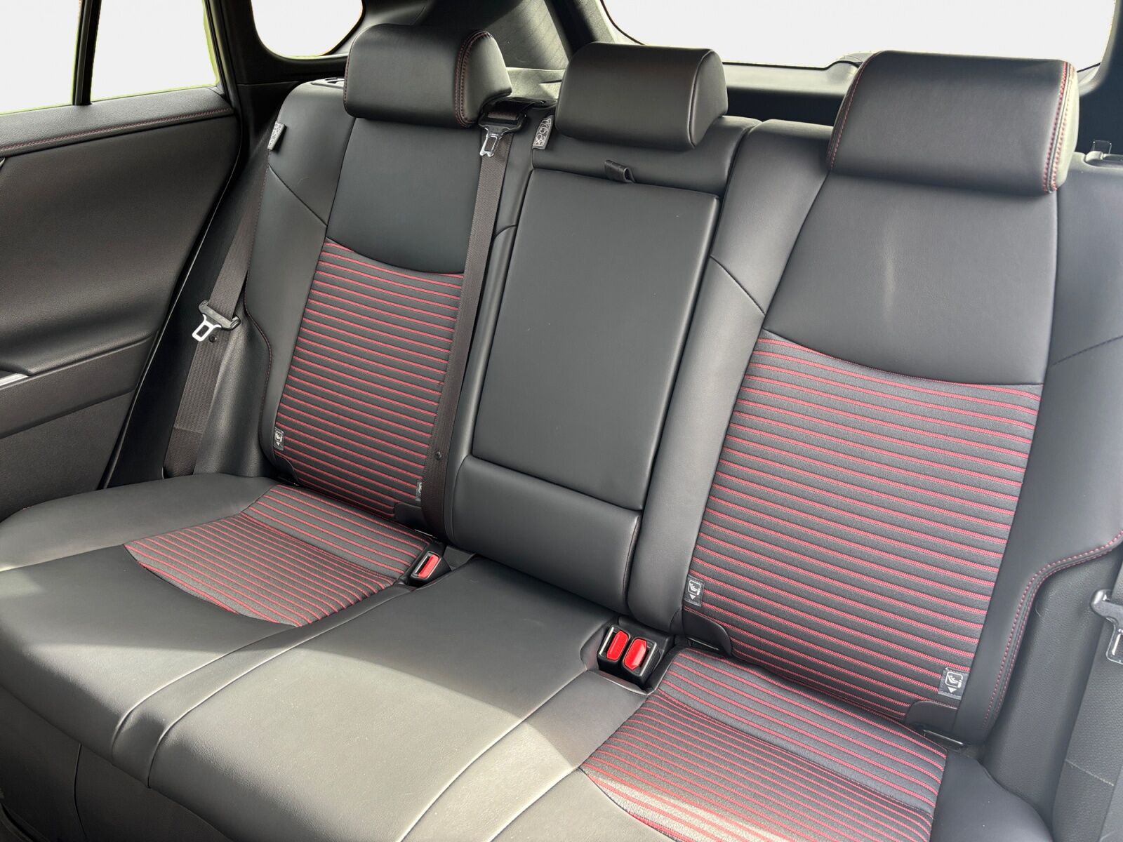 Billede af Toyota RAV4 Plug-in 2,5 Plugin-hybrid H3 Premium AWD 306HK 5d 6g Aut.