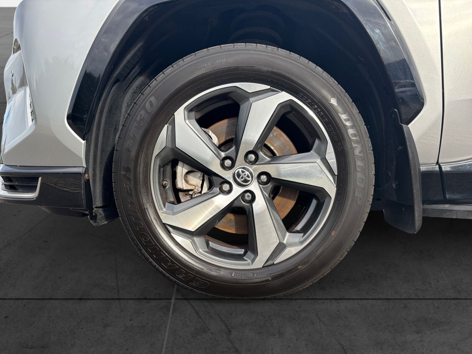 Billede af Toyota RAV4 Plug-in 2,5 Plugin-hybrid H3 Premium AWD 306HK 5d 6g Aut.