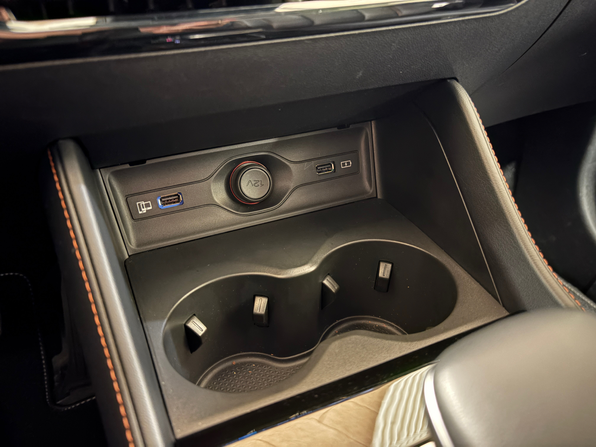 Billede af MG HS 1,5 T GDI  Plugin-hybrid Luxury 272HK 5d Aut.